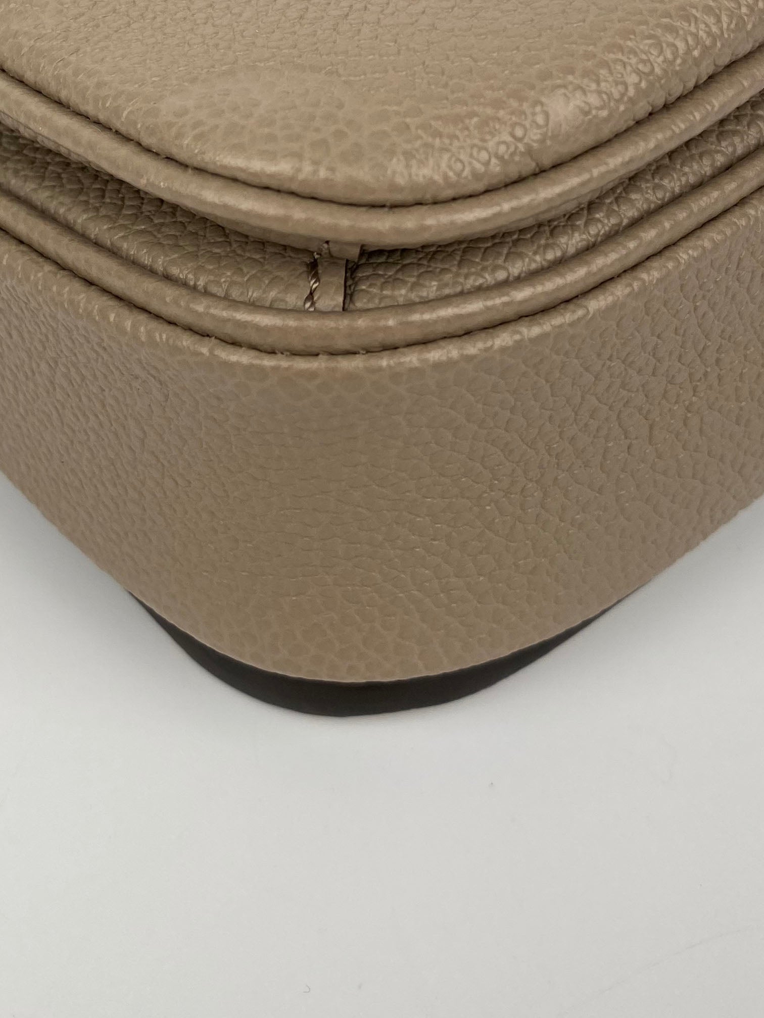 Authentic Louis Vuitton Pochette Métis Crossbody Bag in Beige Monogram Canvas - Perfect for Work, Travel & Everyday Luxury Fashion Accessory