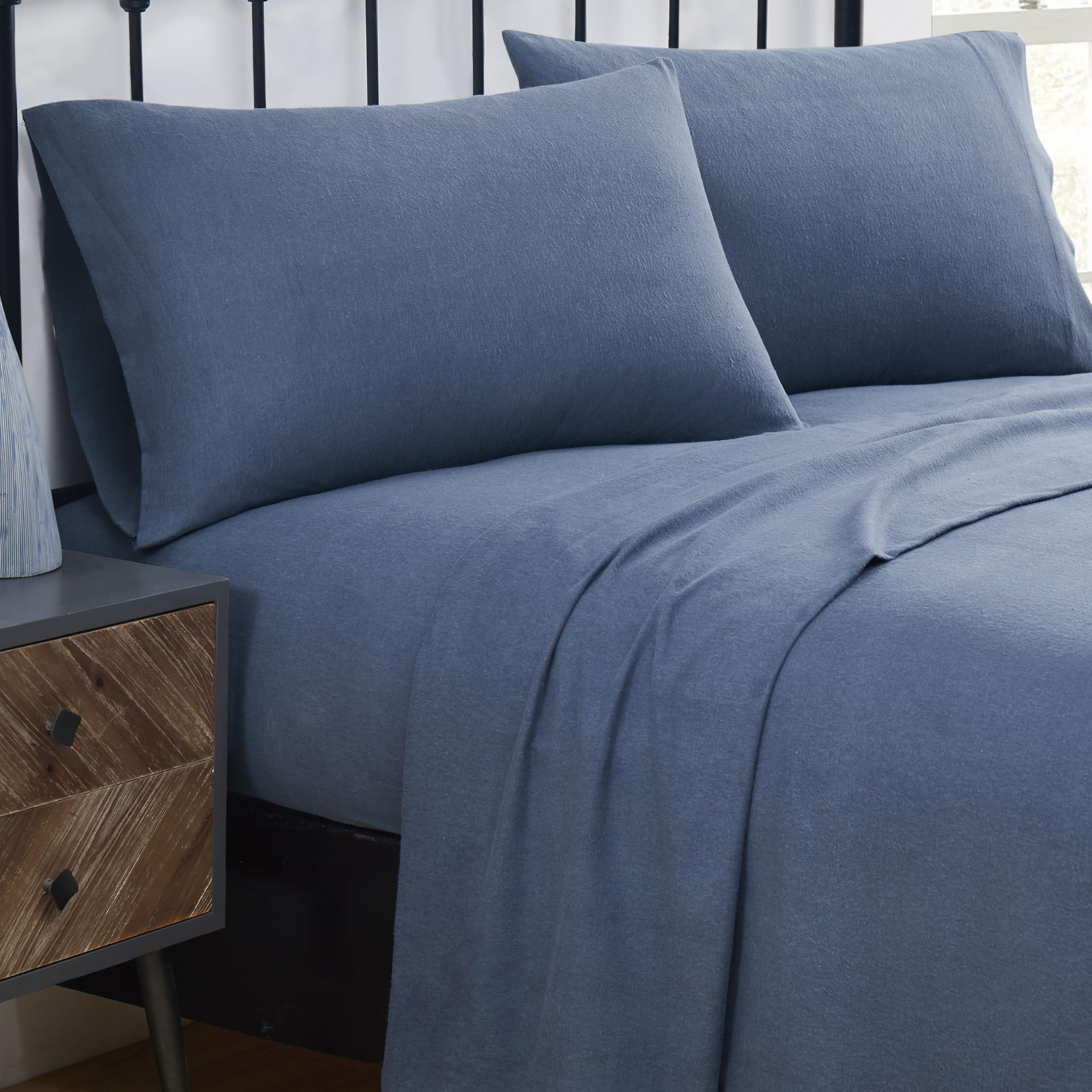 TRULY SOFT Solid Blue Queen Flannel Sheet Set - Ultra Cozy 100% Cotton Bedding for Winter - Perfect for Cold Weather, Guest Rooms & Cozy Nights