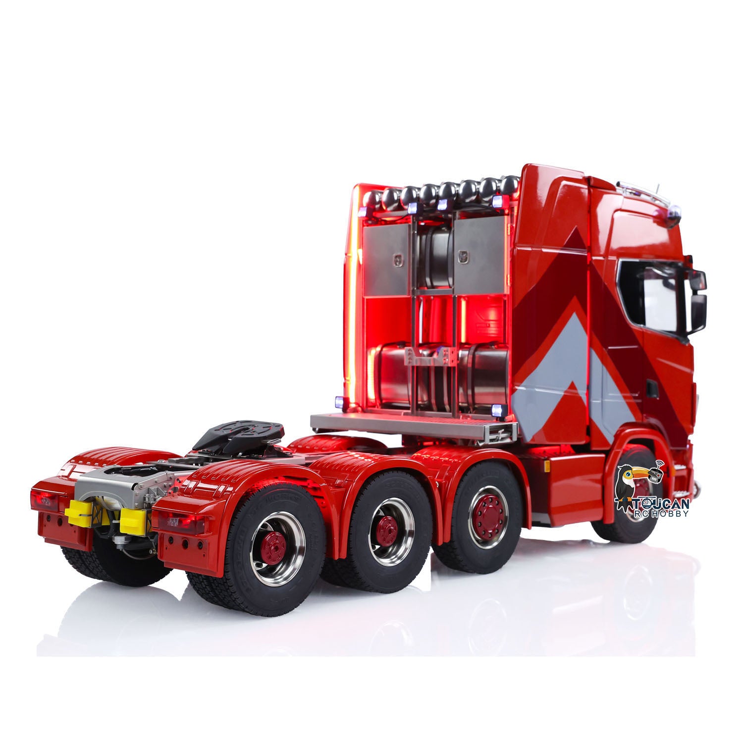 1/14 Scale RC Tractor Truck 770S 8x8 - Metal Chassis Remote Control Lorry with Lock Differential, 3-Speed Transmission, Cab Suspension & Smoke Effect - ST8 Battery Included - Perfect for Off-Road Adventures & Construction Site Play