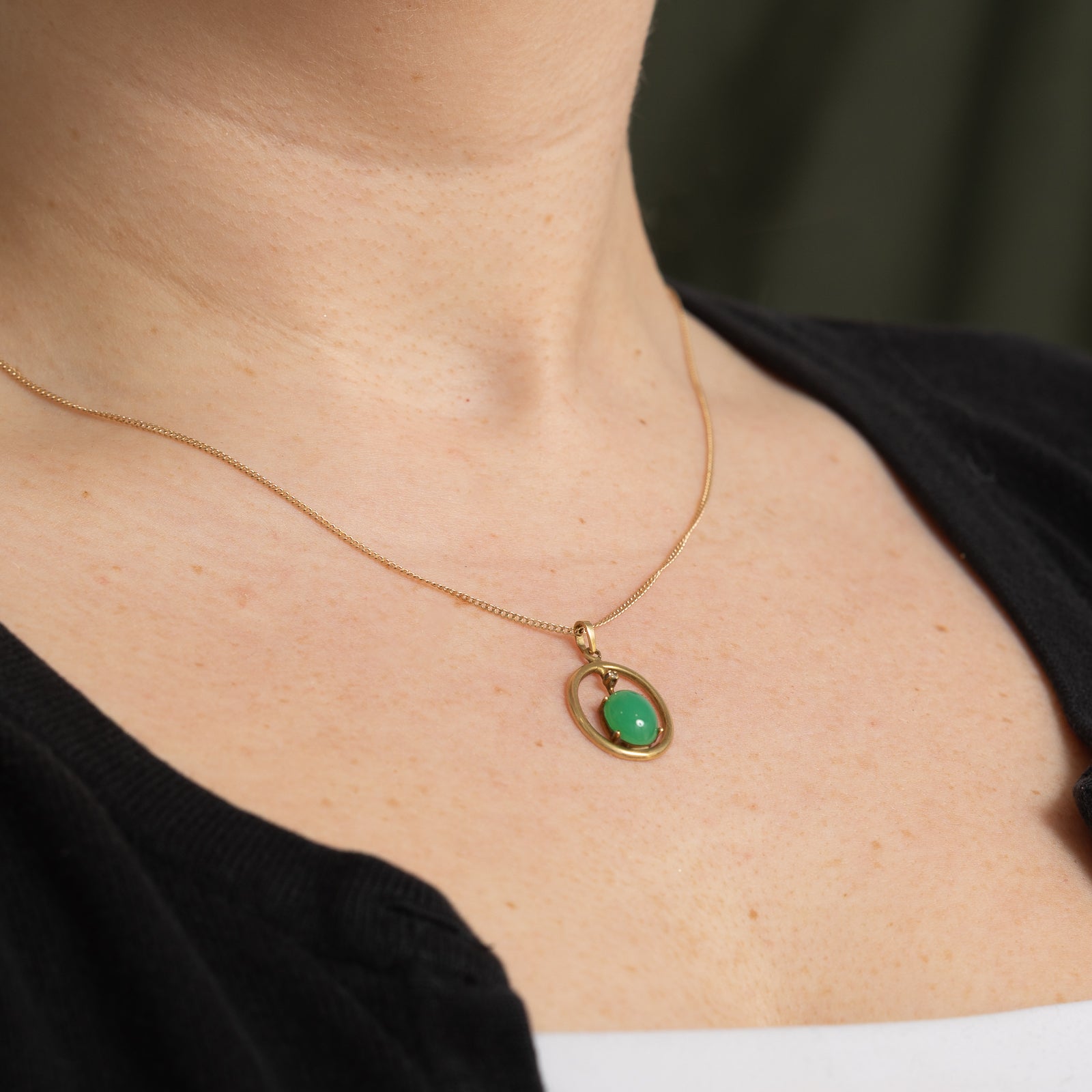 Natural Jadeite & Diamond Pendant Necklace - 2.80ct Jade & 0.06ct Diamond - Elegant Jewelry Gift for Women - Perfect for Weddings, Anniversaries & Special Occasions