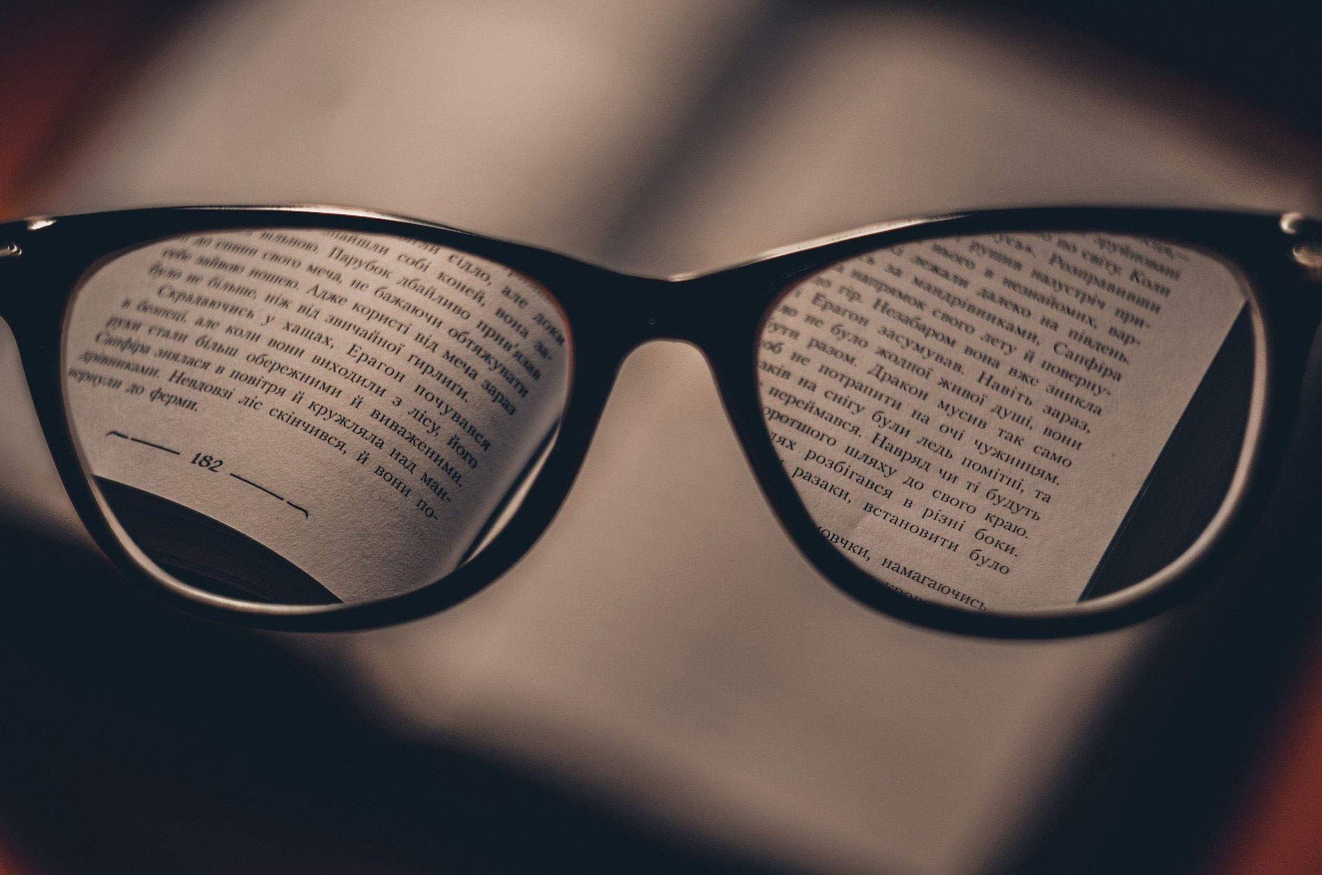 Foster Grant +2.50 Strength Reading Glasses with Red Frame & Soft Case - Perfect for Reading Books, Using Smartphones, and Computer Work