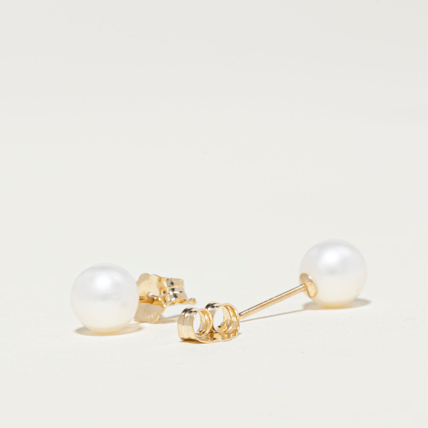 14K Gold Pearl Stud Earrings for Women – Classic Elegant Jewelry Gift for Her – Perfect for Weddings, Parties & Everyday Wear