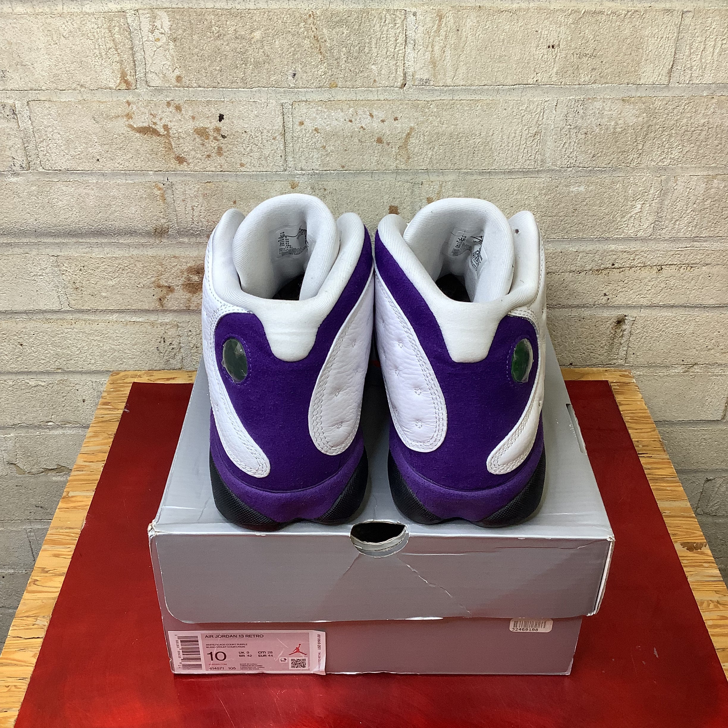 AIR JORDAN 13 Retro Lakers Purple Gold Men's Basketball Shoes Size 10 - Authentic Sneakers for NBA Fans & Streetwear Fashion | Perfect for Basketball Games, Sneaker Collecting & Casual Wear
