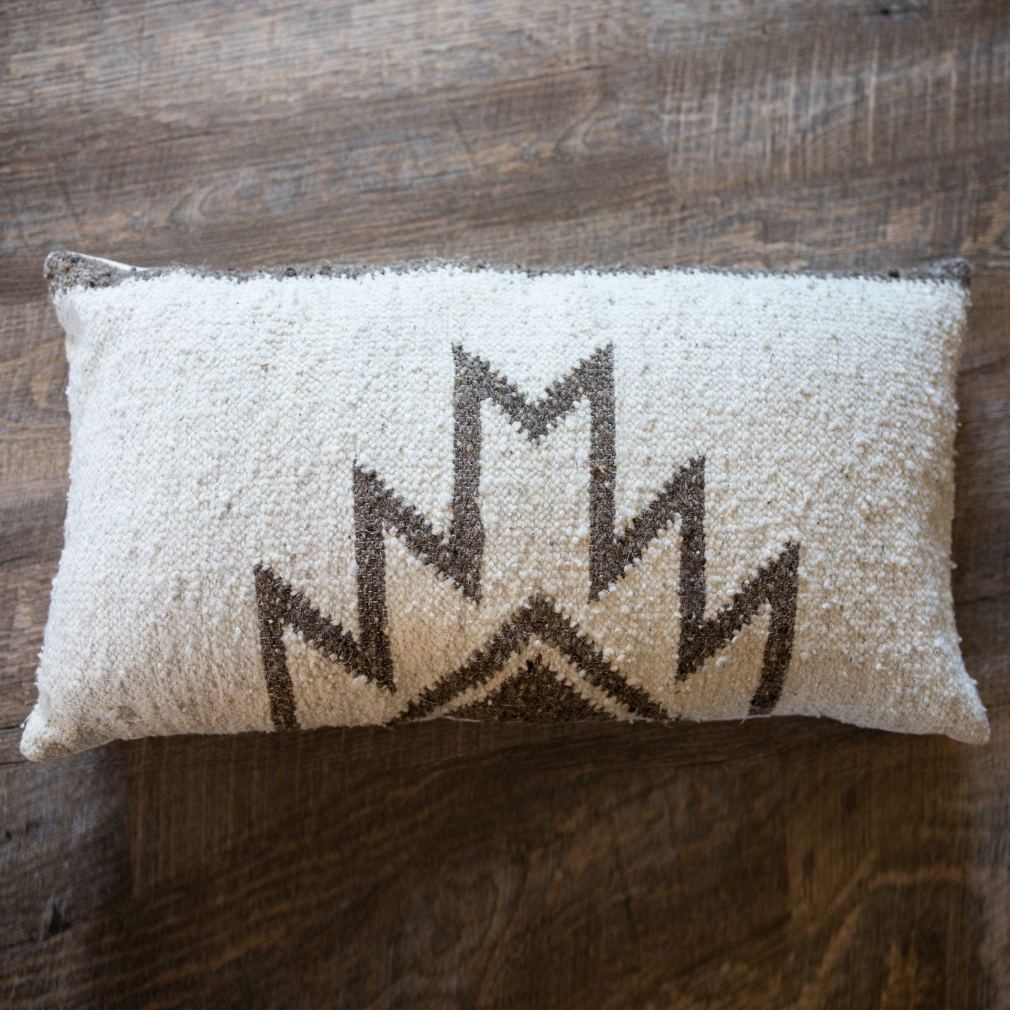Handwoven Maguey Fiber Oblong Pillow - Eco-Friendly Boho Home Decor for Living Room, Bedroom & Sofa