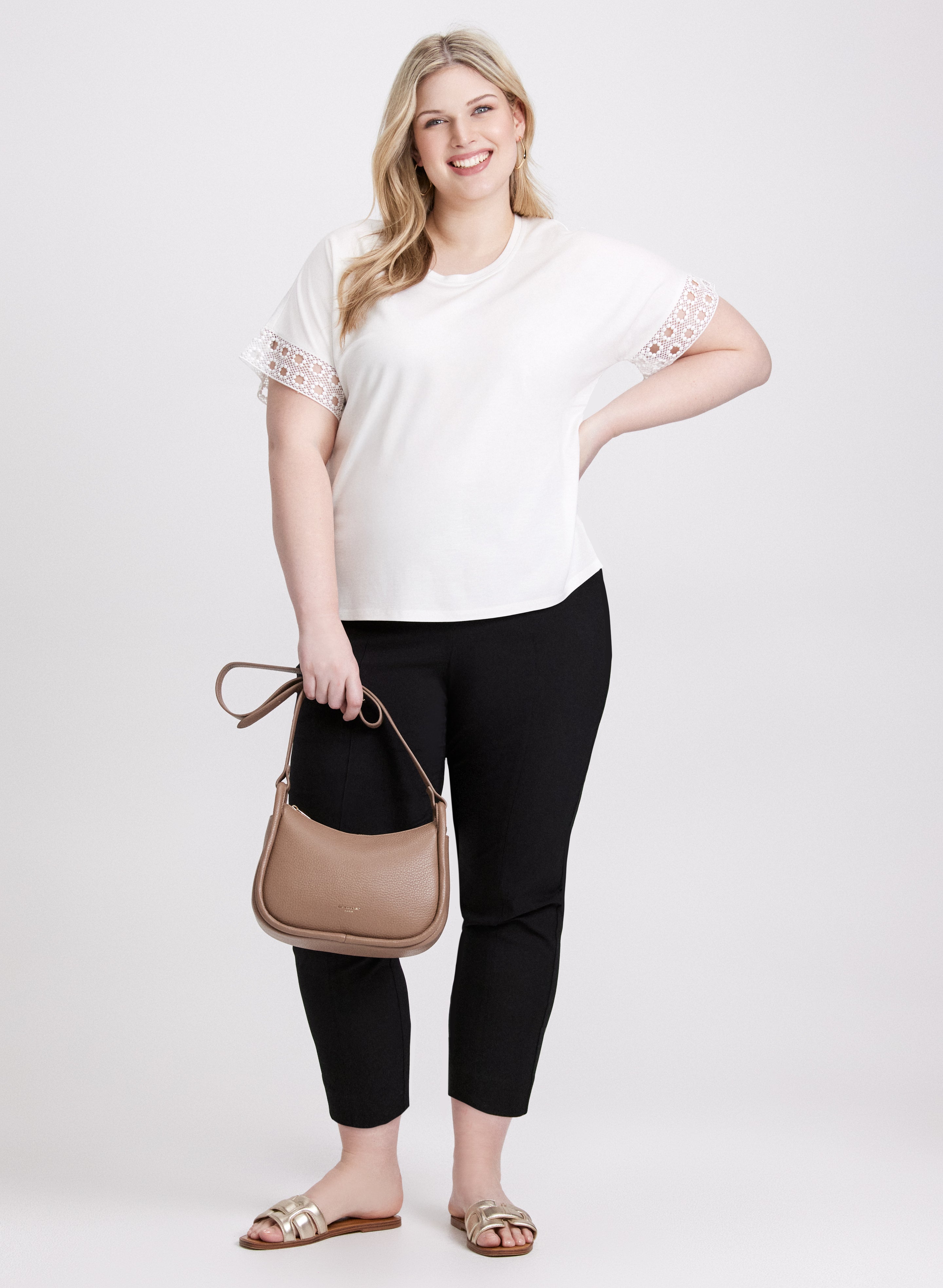 Stylish Eyelet Trim T-Shirt for Women - Trendy Casual Top for Summer Outfits & Everyday Wear