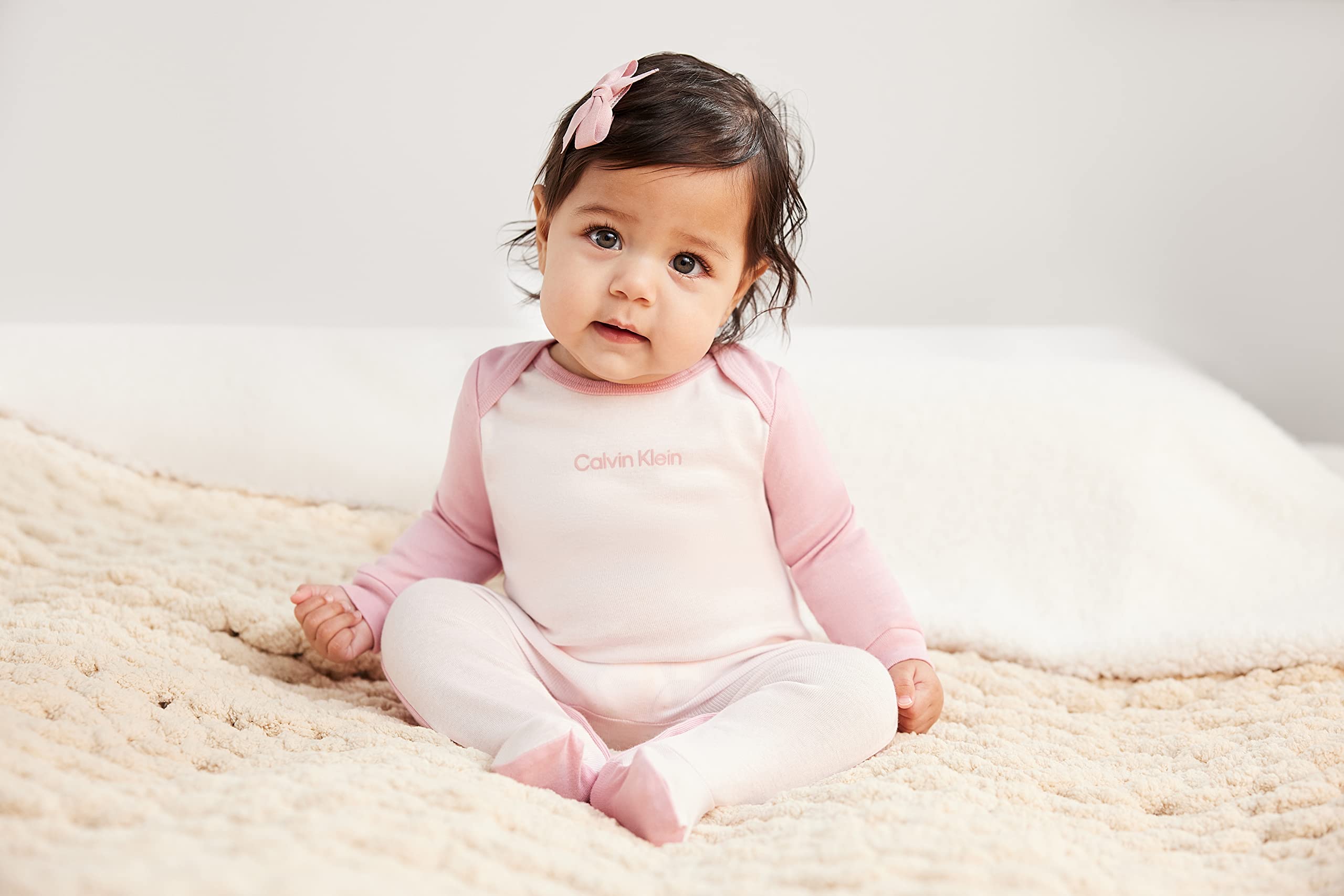 Calvin Klein Organic Cotton Baby Footed Coverall - Soft & Comfortable One-Piece Pajamas for Newborns & Infants - Perfect for Sleepwear, Playtime & Everyday Wear