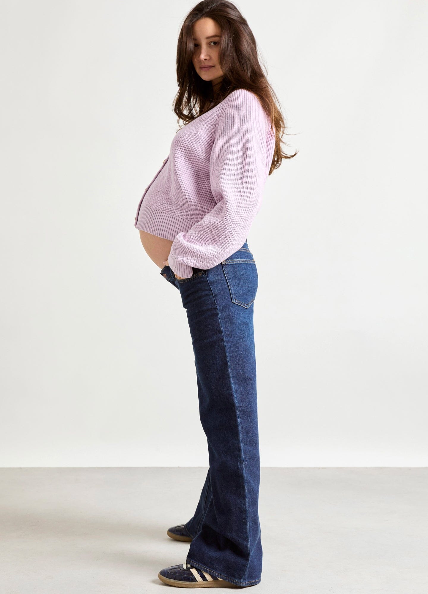 Comfortable Wide Leg Maternity Jeans for Pregnant Women - Perfect for Everyday Wear & Office Outfits