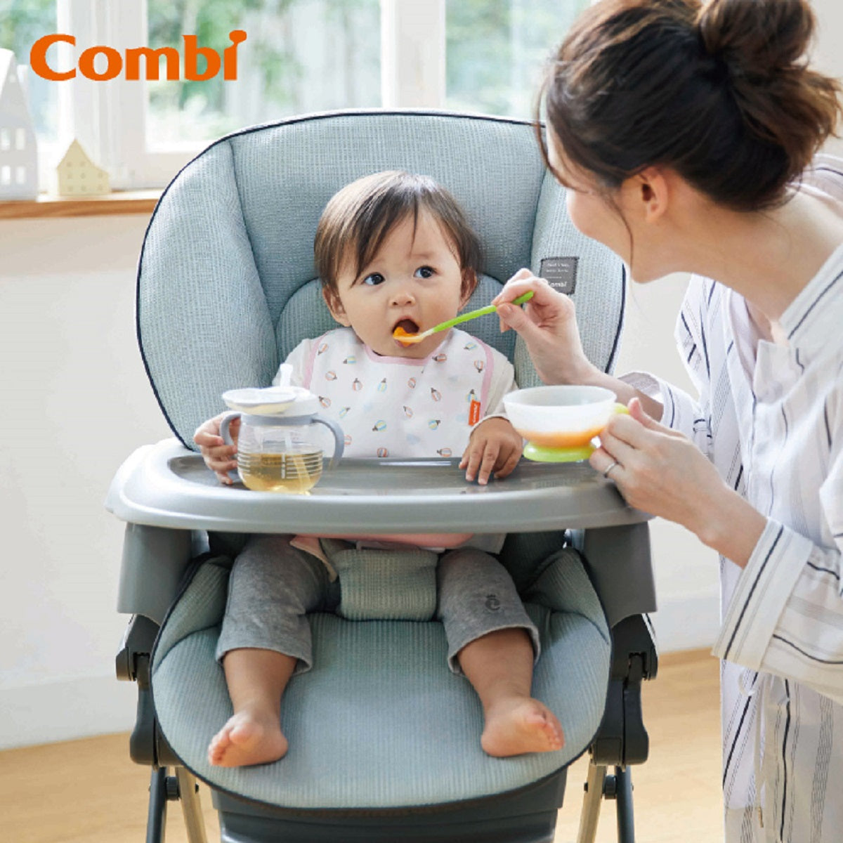 Combi Nemulila Bedi Long SS EG Baby Rocking Chair - Manual Version for Soothing & Feeding | Perfect for Nursery, Daycare & Travel