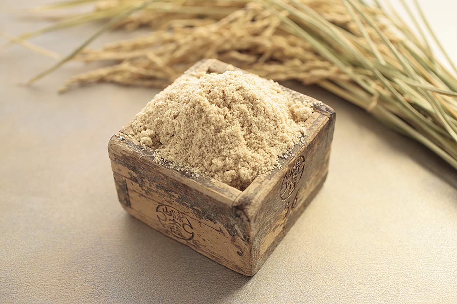 Premium Japanese Rice Bran Soap - 100% Natural, 4.9 oz Bar (Pack of 2) | Gentle Exfoliating & Moisturizing for Sensitive Skin | Perfect for Daily Face & Body Cleansing