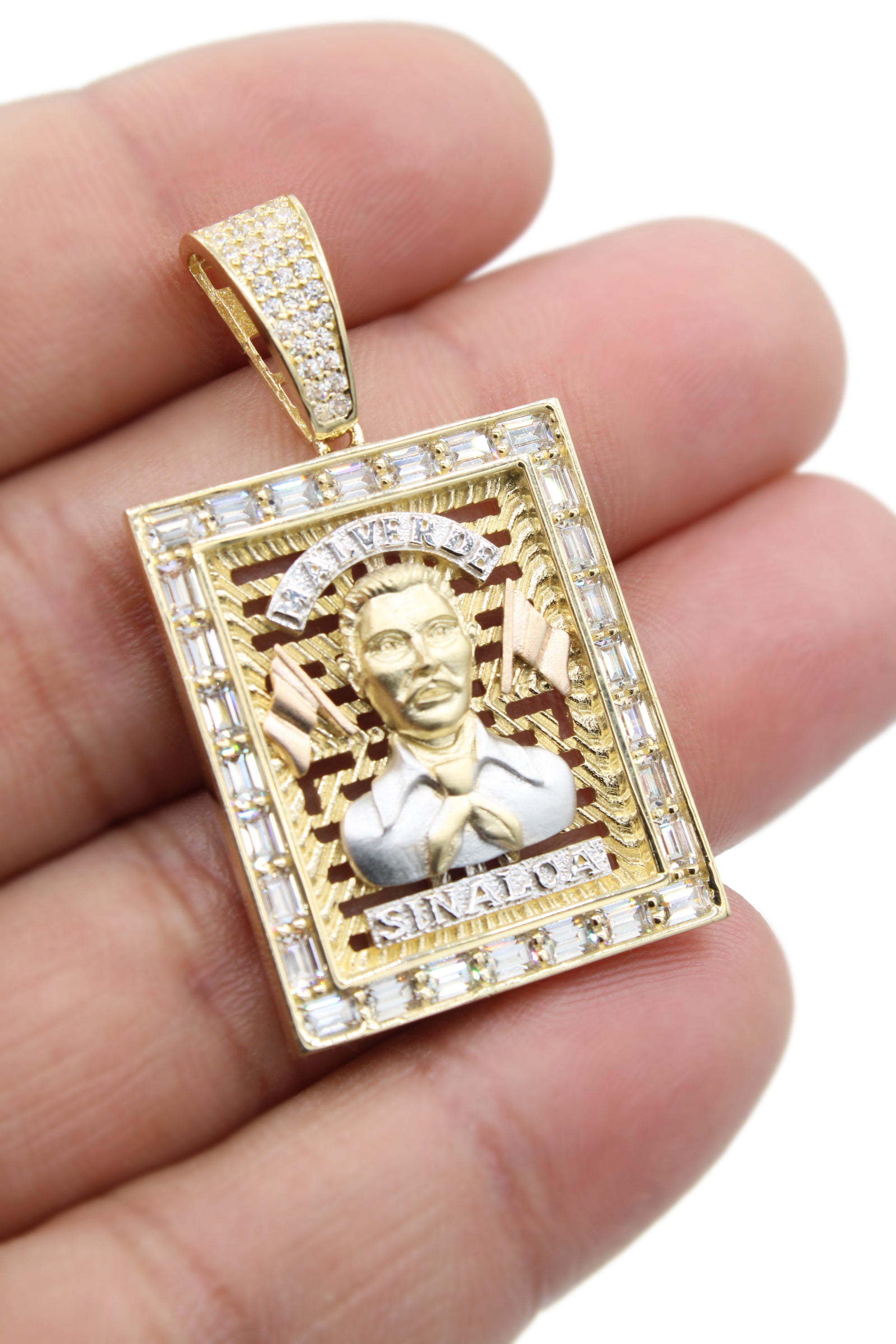 14K Gold Malverde Sinaloa Pendant Necklace - Religious Jewelry for Men & Women - Perfect for Gifts, Everyday Wear, and Special Occasions