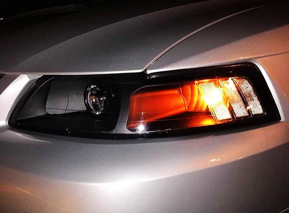 3-Pin Adjustable Speed LED Strobe Flasher for Turn Signals - EP34 CF13 Compatible - Perfect for Motorcycles, Cars, and Trucks