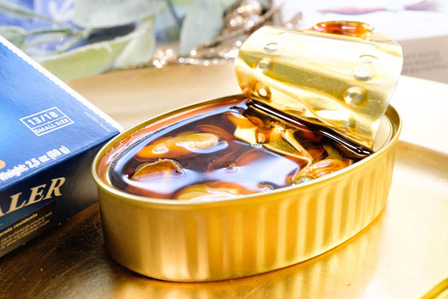 Premium Wild-Caught Gourmet Tinned Fish 7-Pack with Omega-3 | Jose Gourmet, ABC+, Fangst, Olasagasti, Espinaler | Includes Sauce & Potato Chips | Perfect for Charcuterie Boards, Tapas Nights & Gourmet Gifts