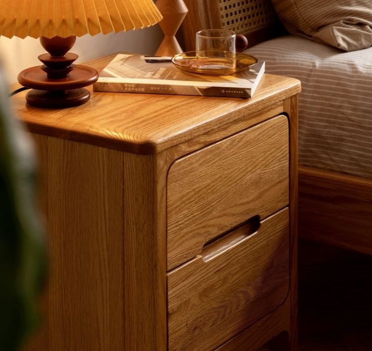 Solid Oak Wood Nightstand - Sturdy Bedside Table with Drawer for Bedroom, Living Room, or Guest Room - Perfect for Storage and Decor