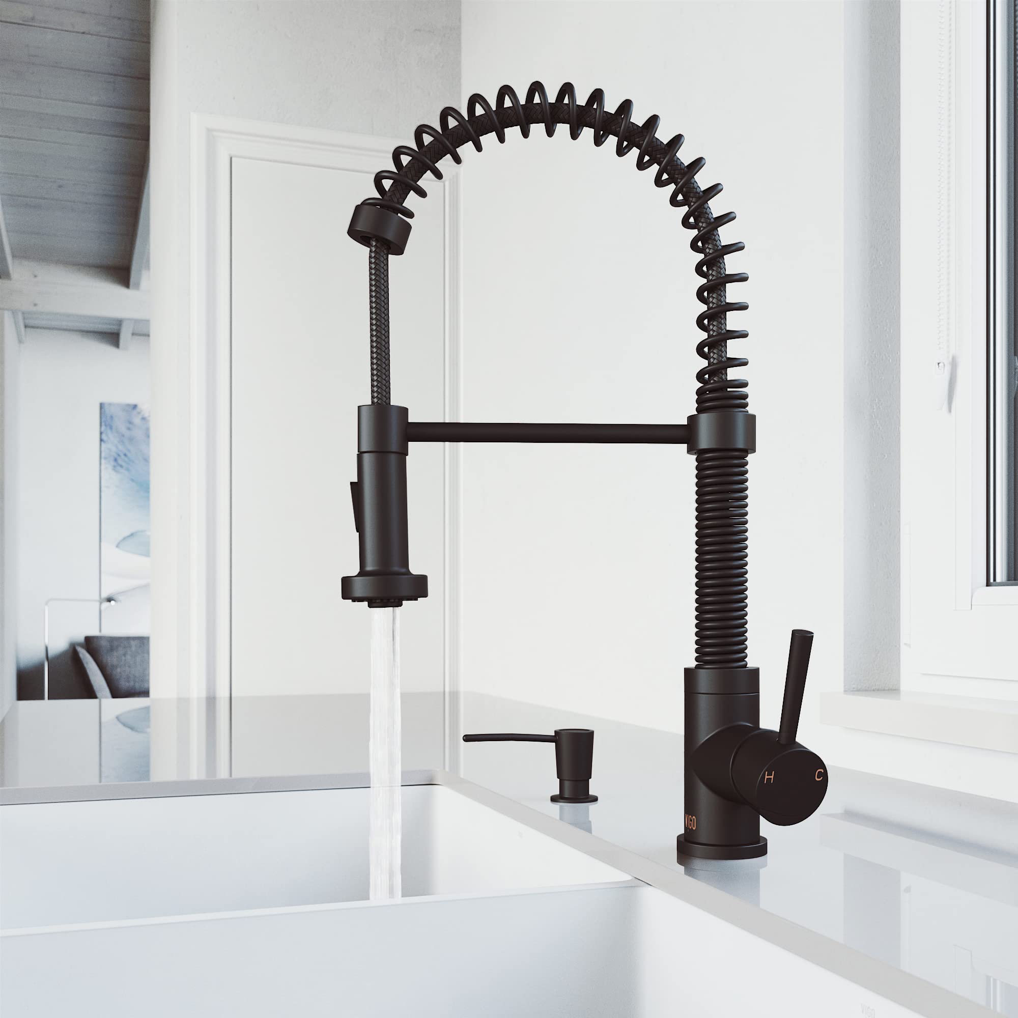 VIGO Edison 19-Inch Single Handle Pull-Down Sprayer Kitchen Faucet with Soap Dispenser - Matte Black (VG02001MBK2) for Modern Farmhouse & Contemporary Kitchens