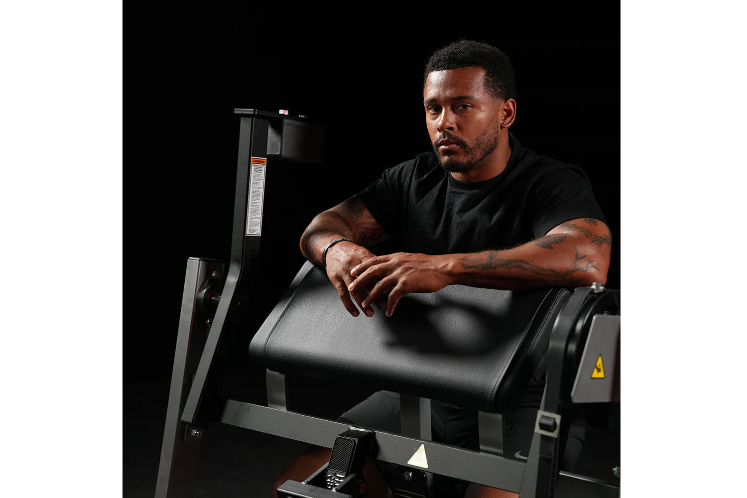Hammer Strength Plate Loaded Seated Biceps Curl Machine - Professional Gym Equipment for Arm Workouts & Strength Training