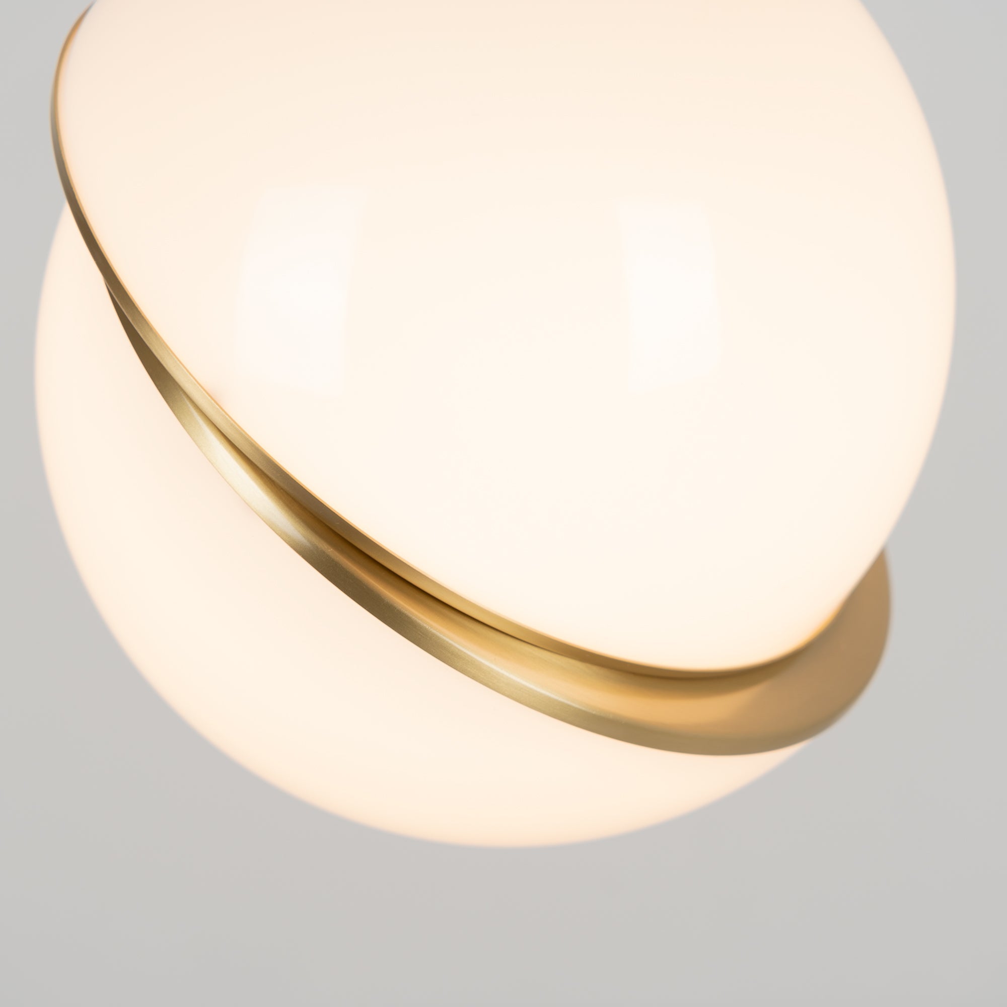 Modern Crescent Moon Pendant Light - Elegant Hanging Chandelier for Bedroom, Living Room & Dining Room - Perfect for Boho, Farmhouse & Minimalist Decor