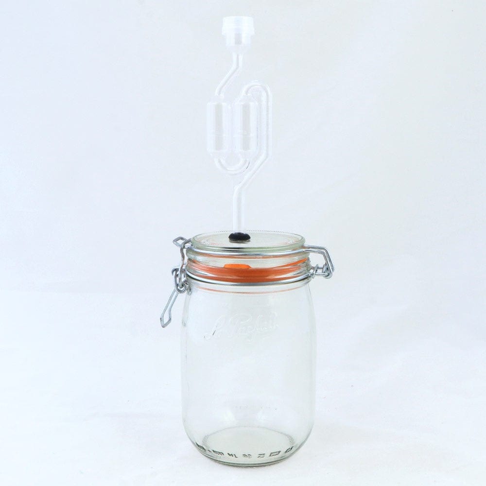 Le Parfait 1 Liter Glass Fermentation Jar with Airlock Lid - Perfect for Homemade Pickles, Sauerkraut, Kombucha & Fermented Foods