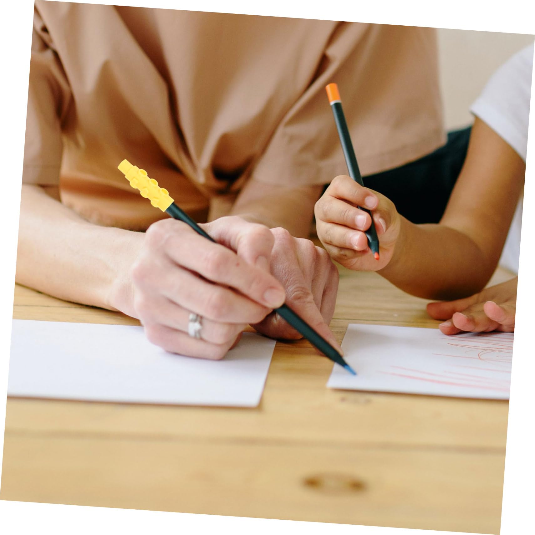 VILLCASE 8-Pack Pencil Tip Covers - Anti-Scratch, Extendable for Kids - School & Office Use