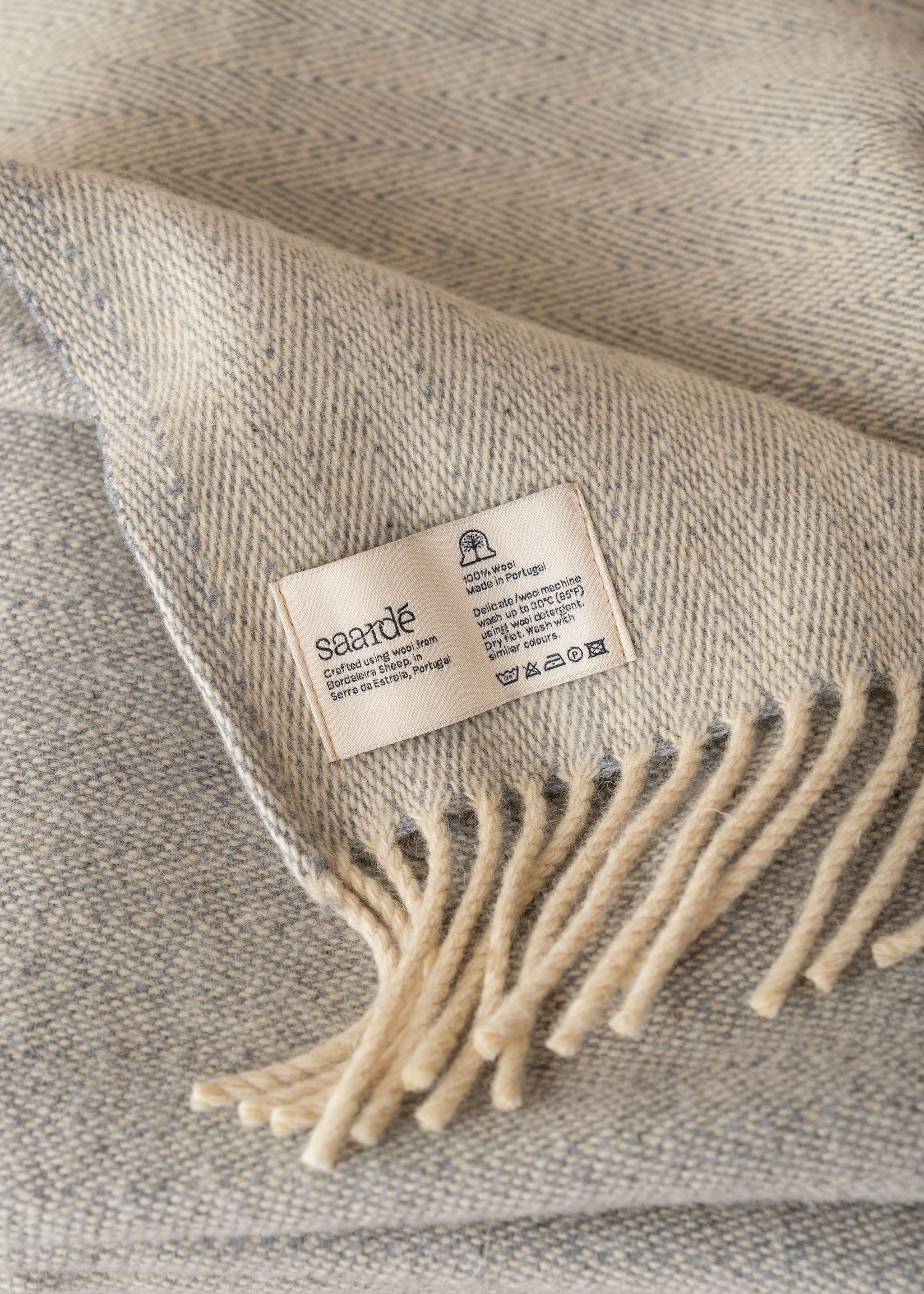 Serra da Estrela Wool Throw Blanket & Bed Cover - Pale Grey | Soft Warm Winter Bedding for Cozy Home Decor & Gift