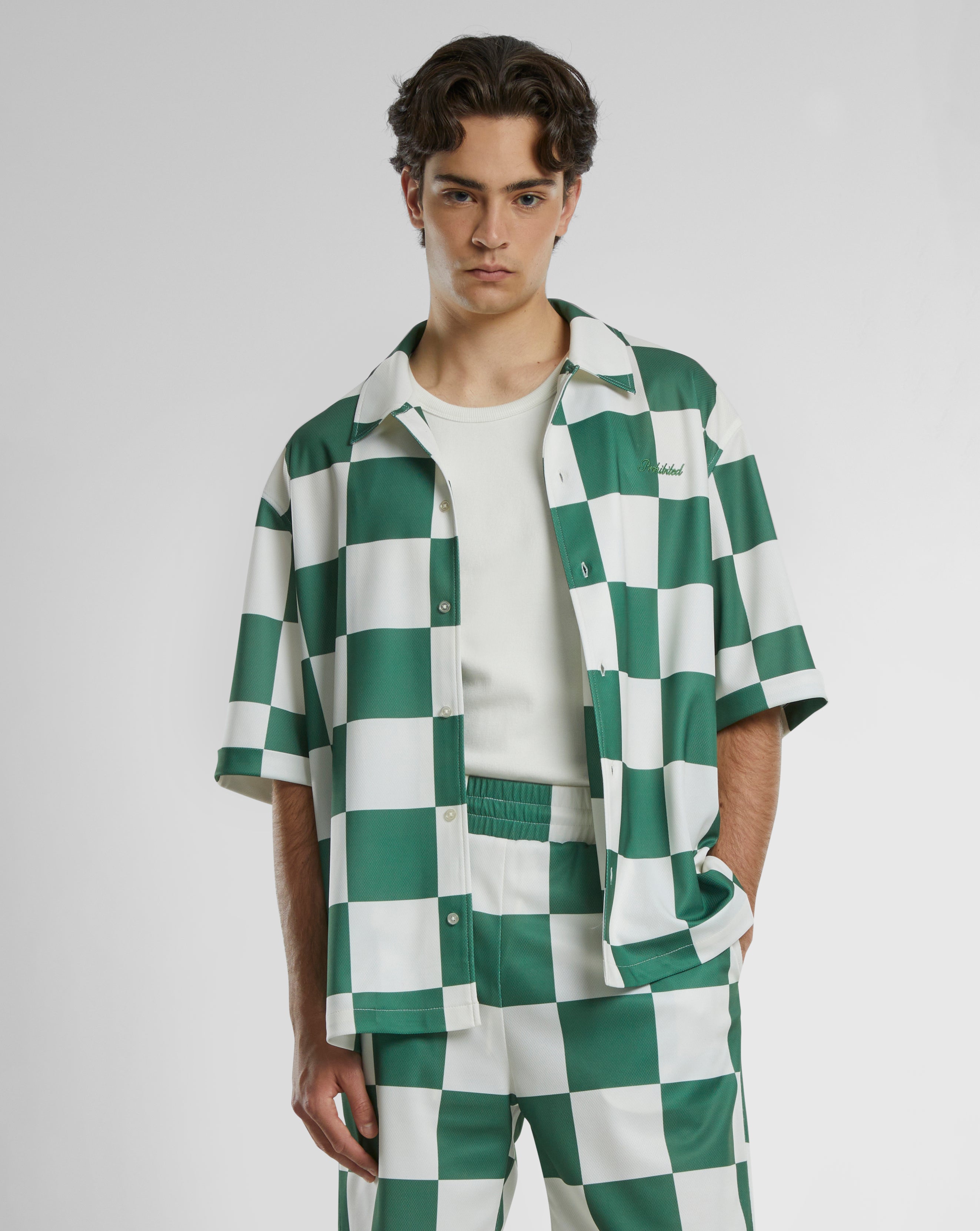 Stylish Green Checkered Shirt for Men & Women - Casual Button Down Plaid Shirt - Perfect for Outdoor Activities, Date Nights & Office Wear
