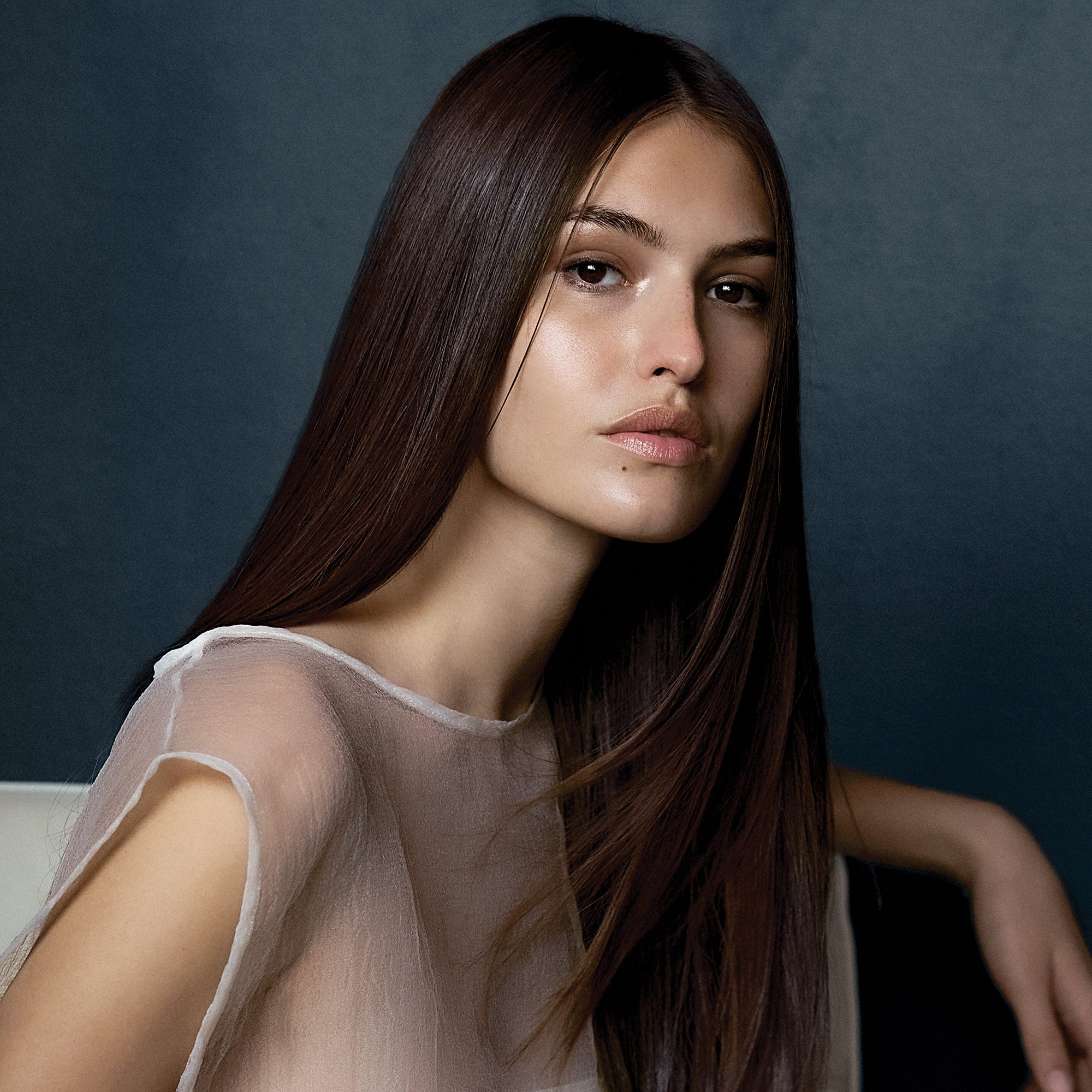 Neuro Protect HeatCTRL Iron Hairspray - Thermal Protection & Shine for Styled Hair - Perfect for Blowouts, Curling & Straightening