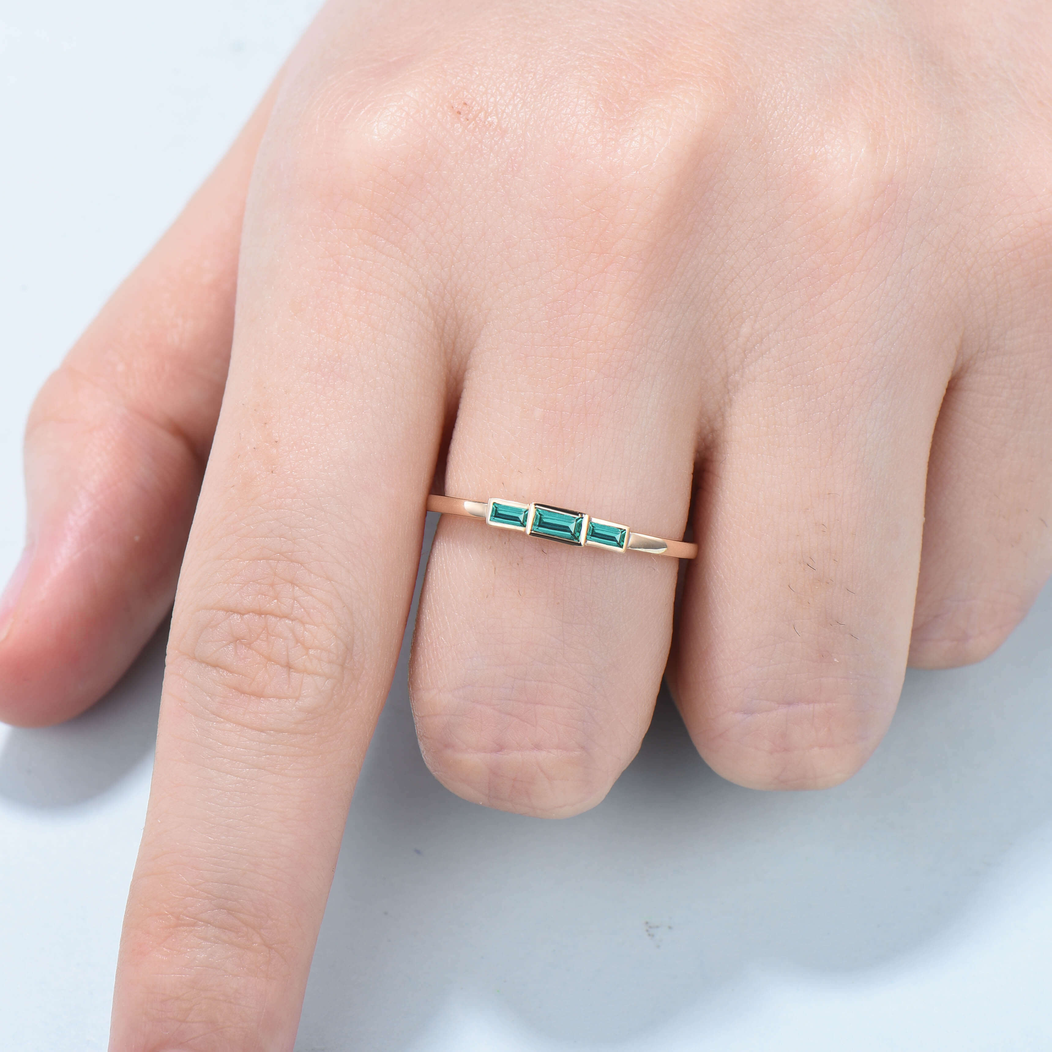 Bezel Set Baguette Emerald Wedding Ring - 3 Stone Green Gemstone Promise Ring, Minimalist Stacking Dainty Ring for Women - Perfect Birthstone Anniversary Gift for Her - Ideal for Engagement, Proposal, Valentine's Day & Special Occasions
