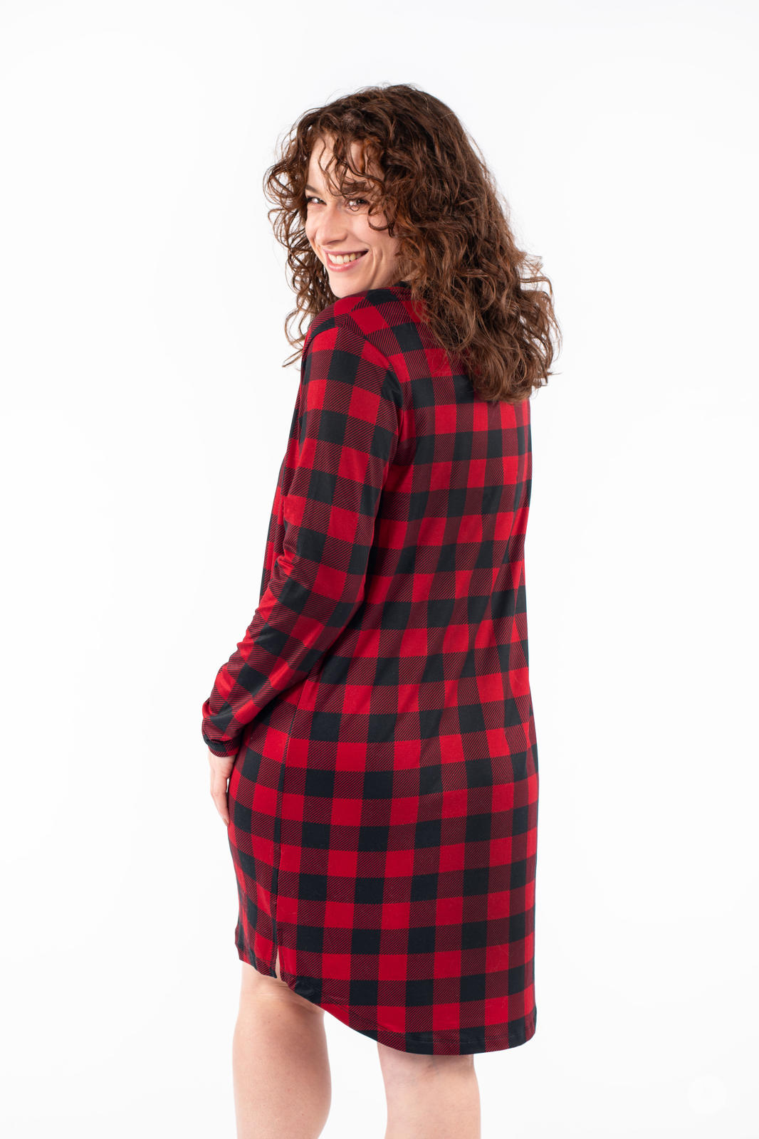 Comfortable Henley Sleep Shirt for Women & Men - Soft Cotton Nightwear for Relaxing at Home & Lounging