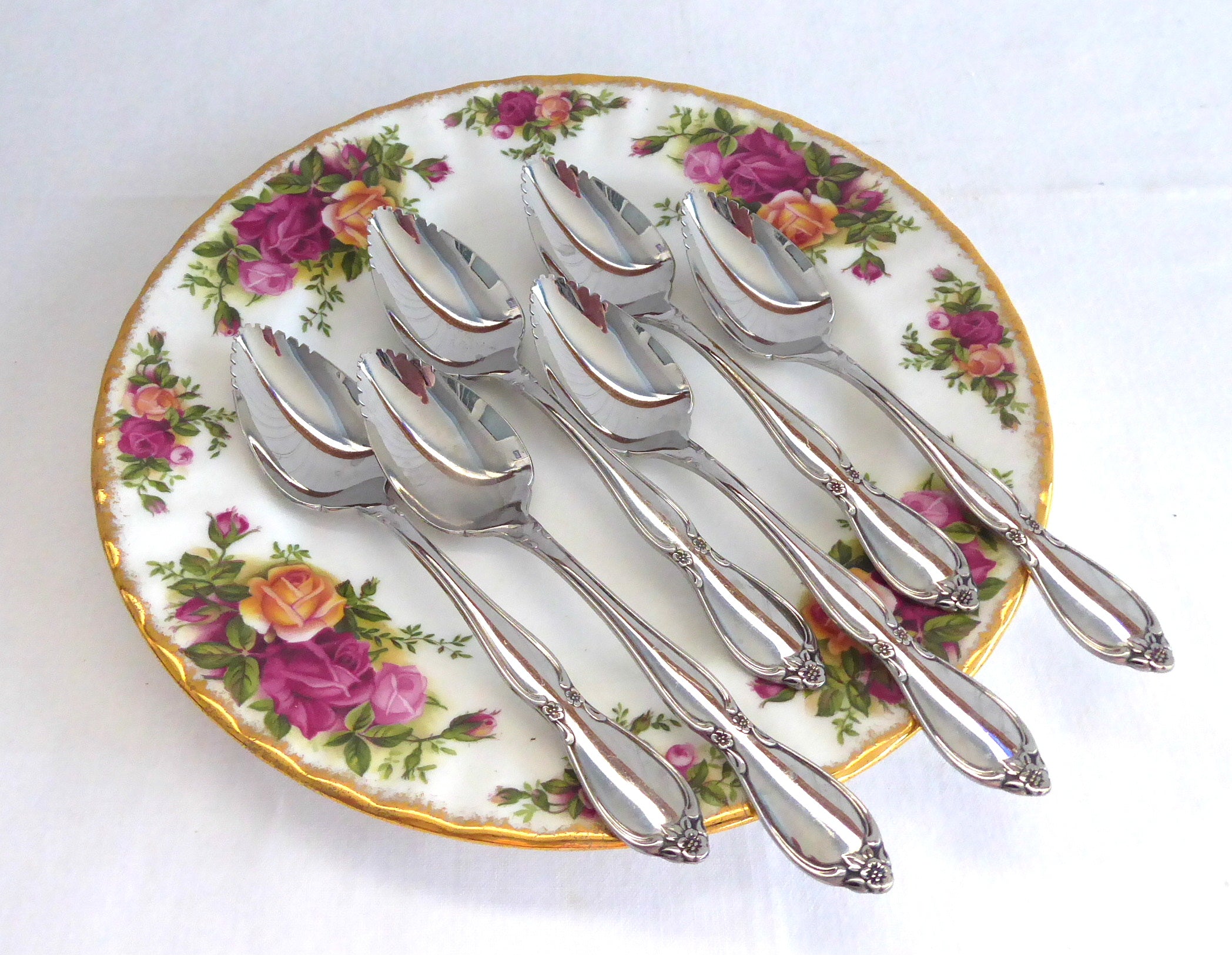 Vintage Oneida Community Chatelaine Stainless Steel Grapefruit Spoons - Set of 6 (1960s) - Perfect for Citrus Fruits, Desserts & Elegant Table Settings