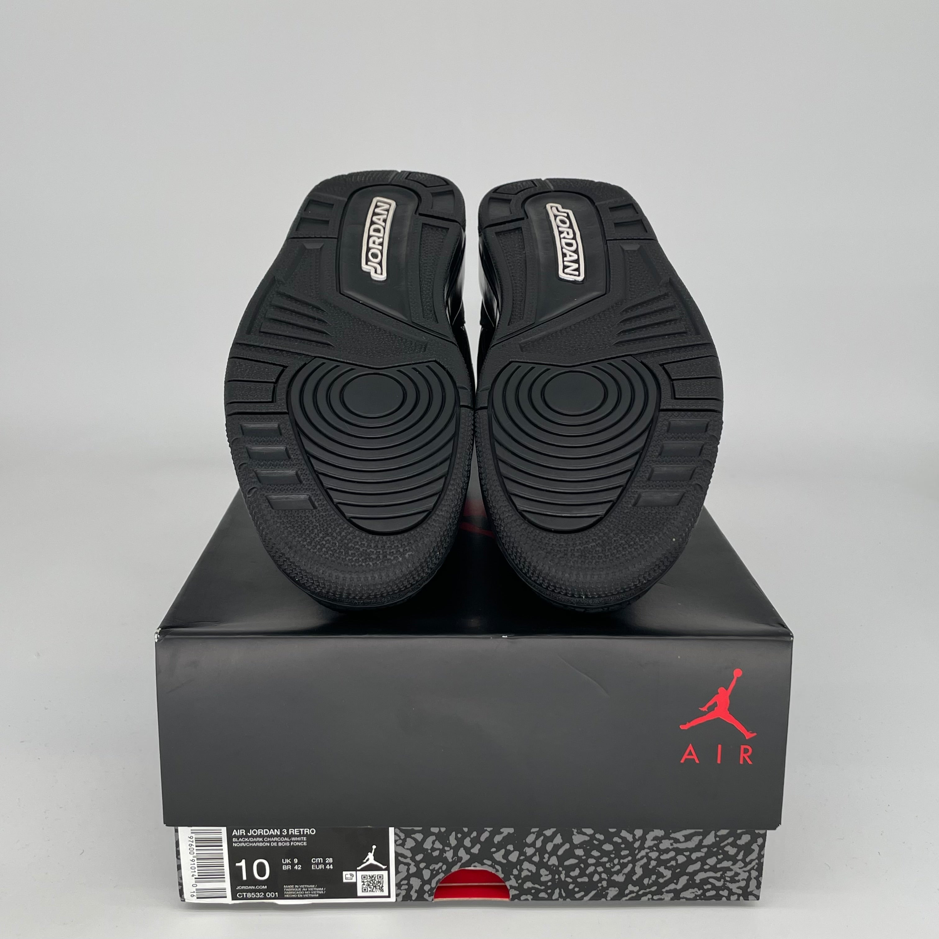 AIR JORDAN 3 Retro 'Black Cat' Men's Basketball Shoes Size 10 - Style CT8532-001 | Perfect for Streetwear & Sneaker Collectors