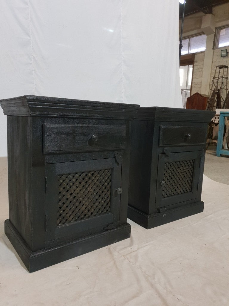Hand Carved Solid Wood Jali One Door One Drawer Bedside Cabinet - 22x16x28 Inches (56x40x70cm) - Elegant Nightstand for Bedroom, Living Room & Office Storage