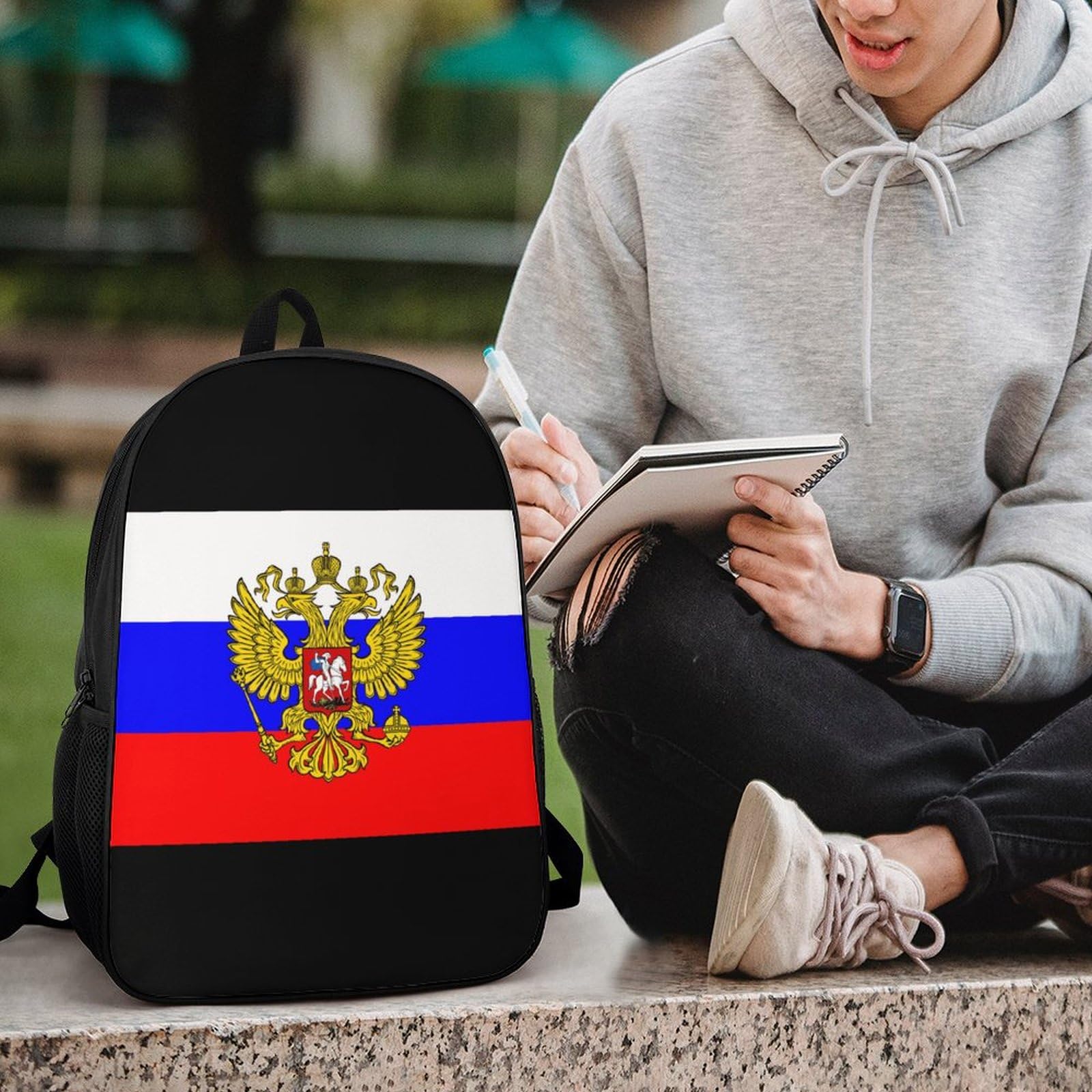 IOEDTHBJ Russia Coat of Arms & Flag 3D Printed Backpack - 17 Inch Laptop Bag for School, Work & Travel | Durable Computer Backpack for Men & Women | Perfect for Students, Professionals & Commuters