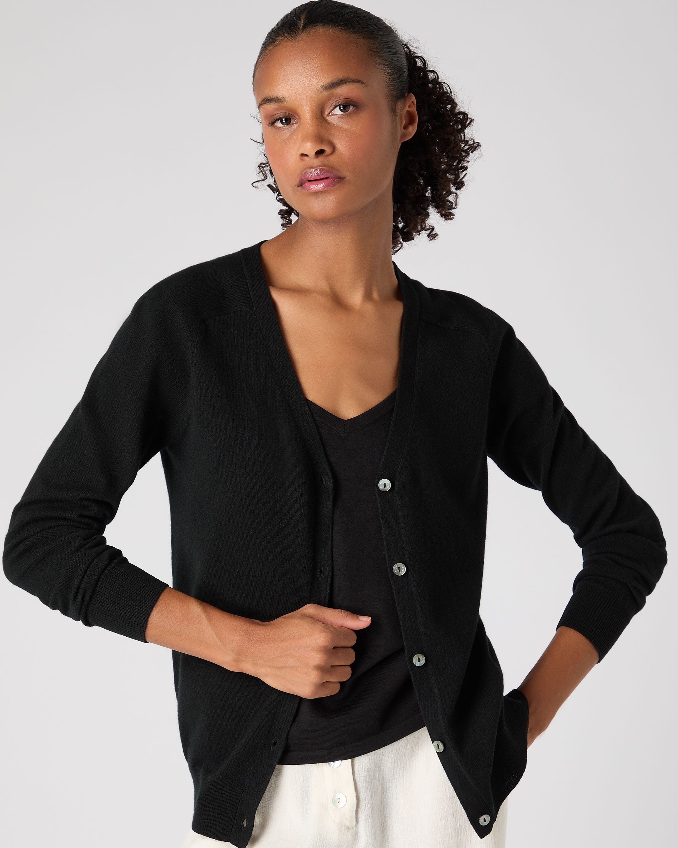 Luxury Women's Lara V-Neck Cashmere Cardigan - Soft & Warm Black Sweater for Fall & Winter | Perfect for Office, Date Night & Casual Outfits