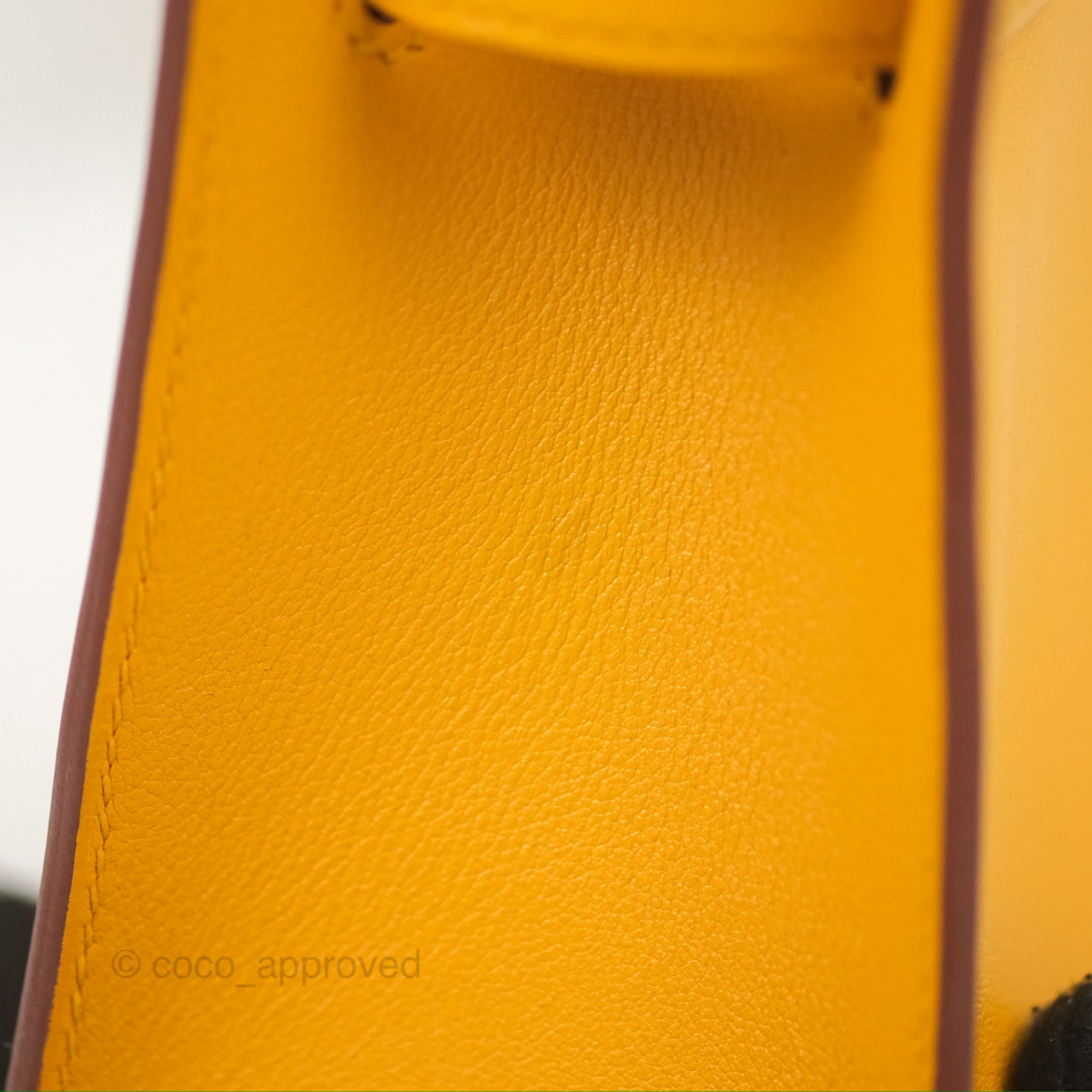 Hermès Kelly Mini Pochette Bag in Jaune Ambre Swift Leather with Gold Hardware - Luxury Crossbody Clutch for Women, Perfect for Evening Parties and Special Occasions