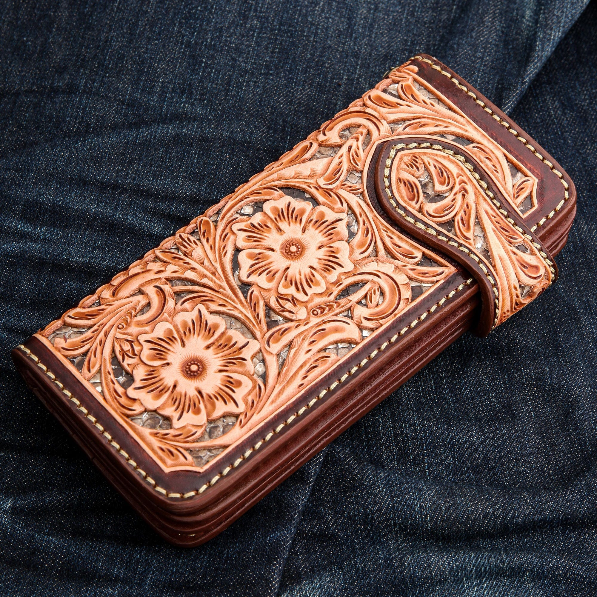 Genuine Leather Western Cowboy Biker Wallet with Brown Floral Star Design - Perfect for Riders, Bikers, and Western Fashion Enthusiasts