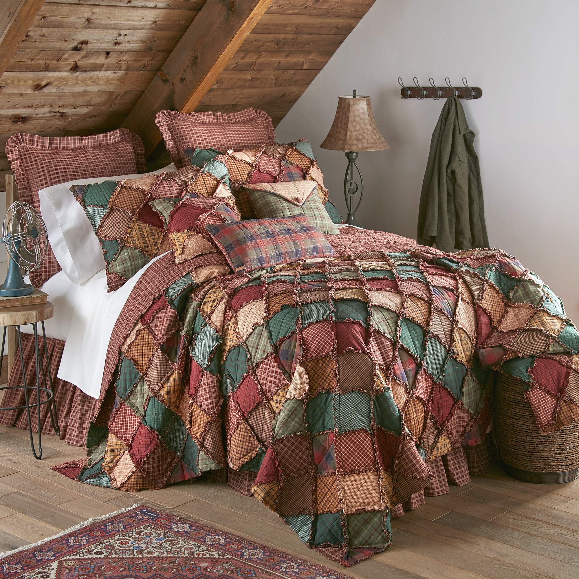 Donna Sharp Full/Queen Bedding Set - 3 Piece Campfire Cotton Lodge Quilt Set with Quilt & 2 Standard Pillow Shams - Fits Queen & Full Size Beds - Machine Washable - Cozy Cabin & Rustic Home Decor for Bedroom