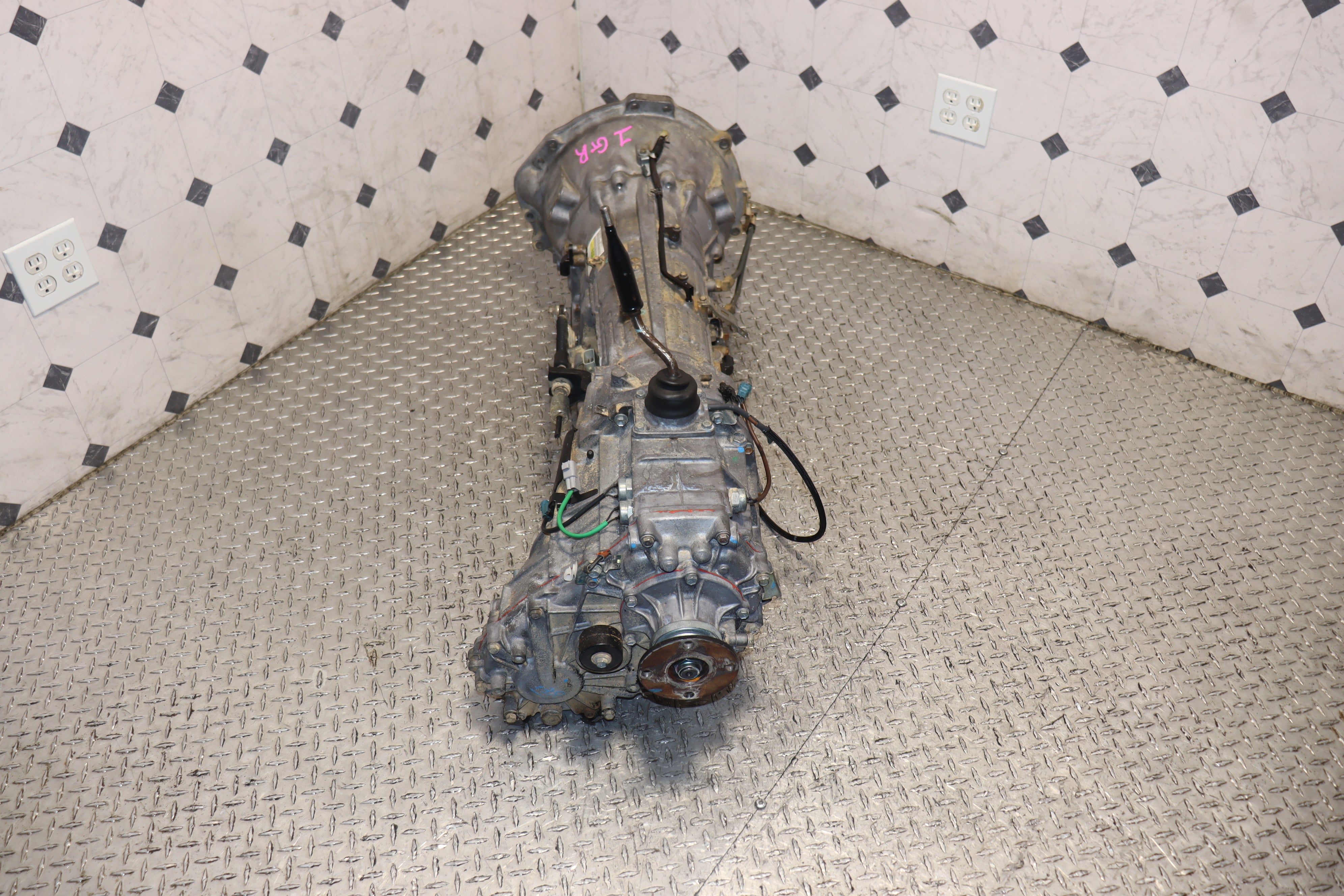 2005-2012 Toyota Tacoma 4Runner FJ Cruiser 4WD Automatic Transmission 4.0L 1GR-FE Engine - Perfect for Off-Roading & Performance Upgrades
