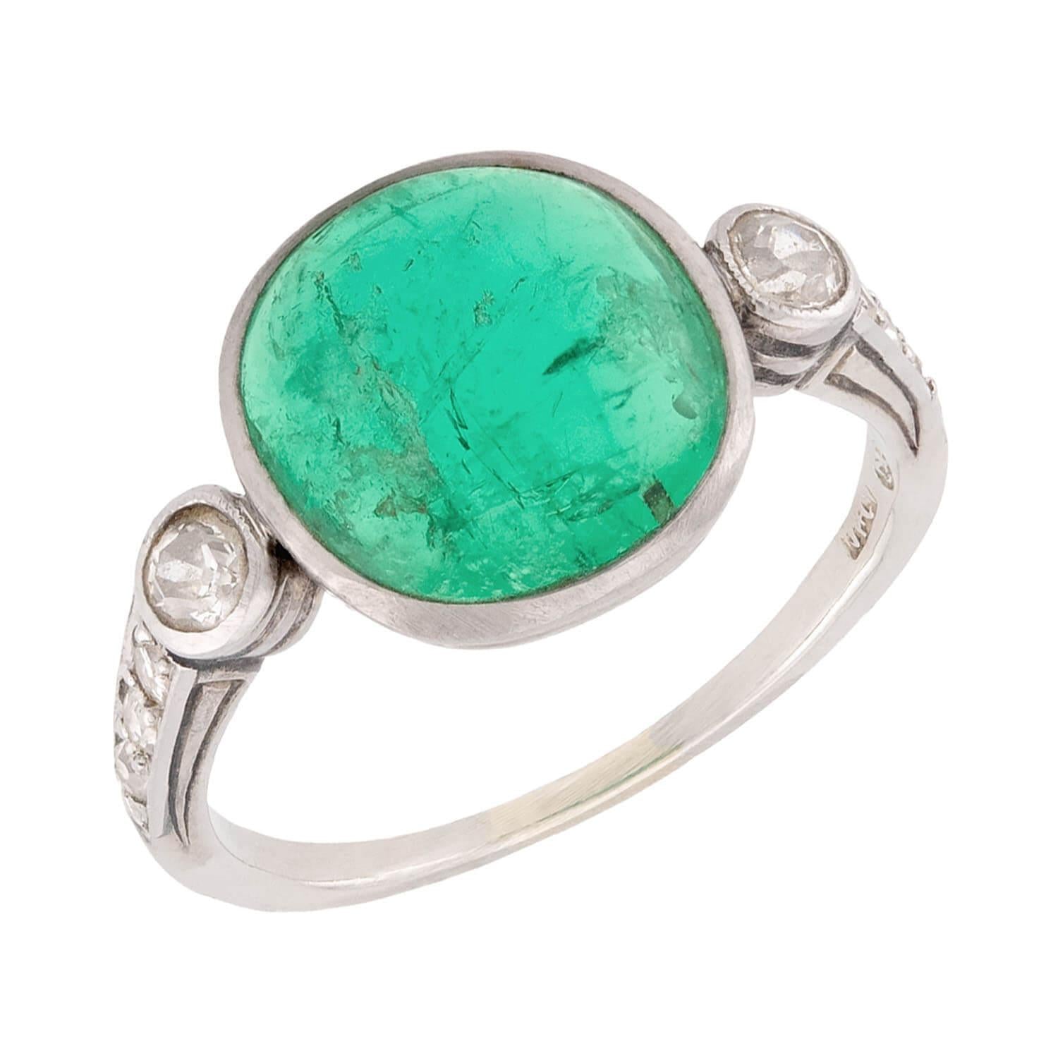 Exquisite Edwardian 14K Gold Emerald and Diamond Vintage Ring for Women - Perfect for Engagement, Anniversary & Special Occasion Gifts