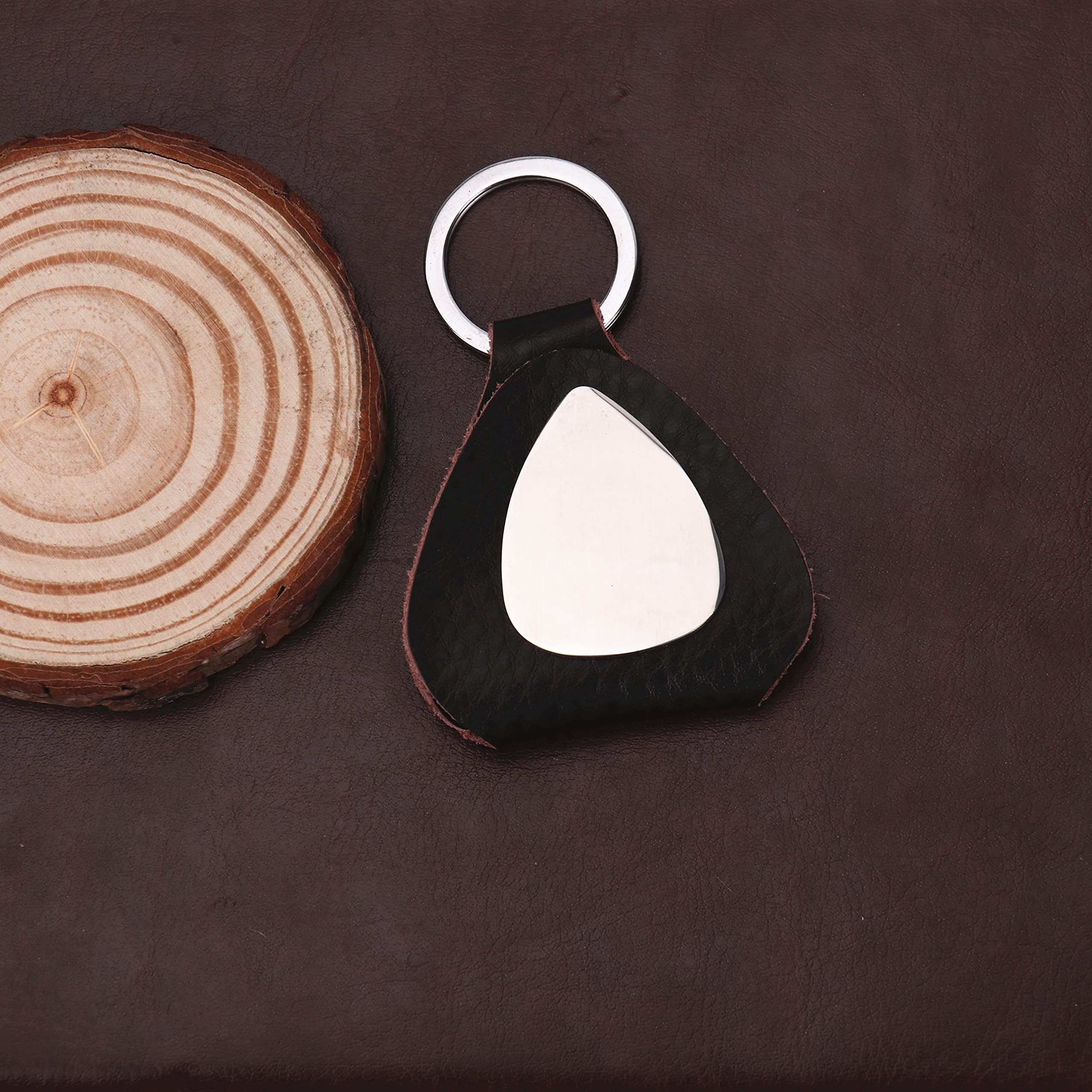 Custom Engraved Guitar Picks with Leather Case - Personalized Guitar Accessories for Men Musicians - Perfect Gift for Guitar Players, Band Members & Music Lovers - Ideal for Performances, Practice & Special Occasions