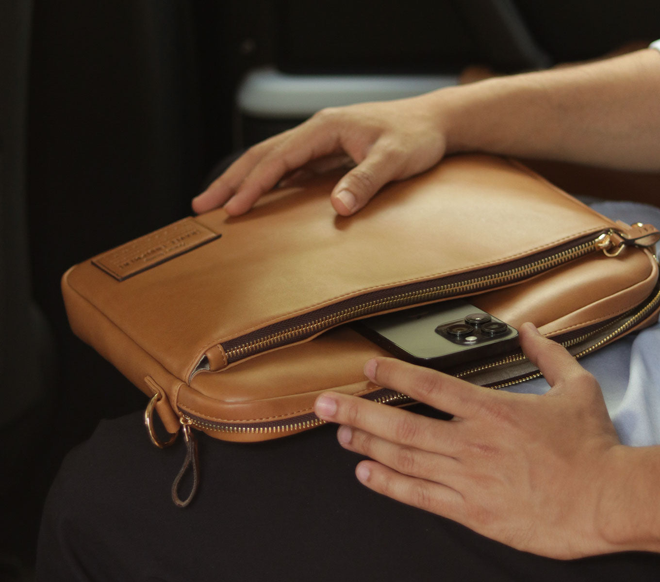 Premium Apple Leather Wallet - Slim & Durable RFID Blocking Bifold Wallet for Men - Perfect for Everyday Use, Travel & Business