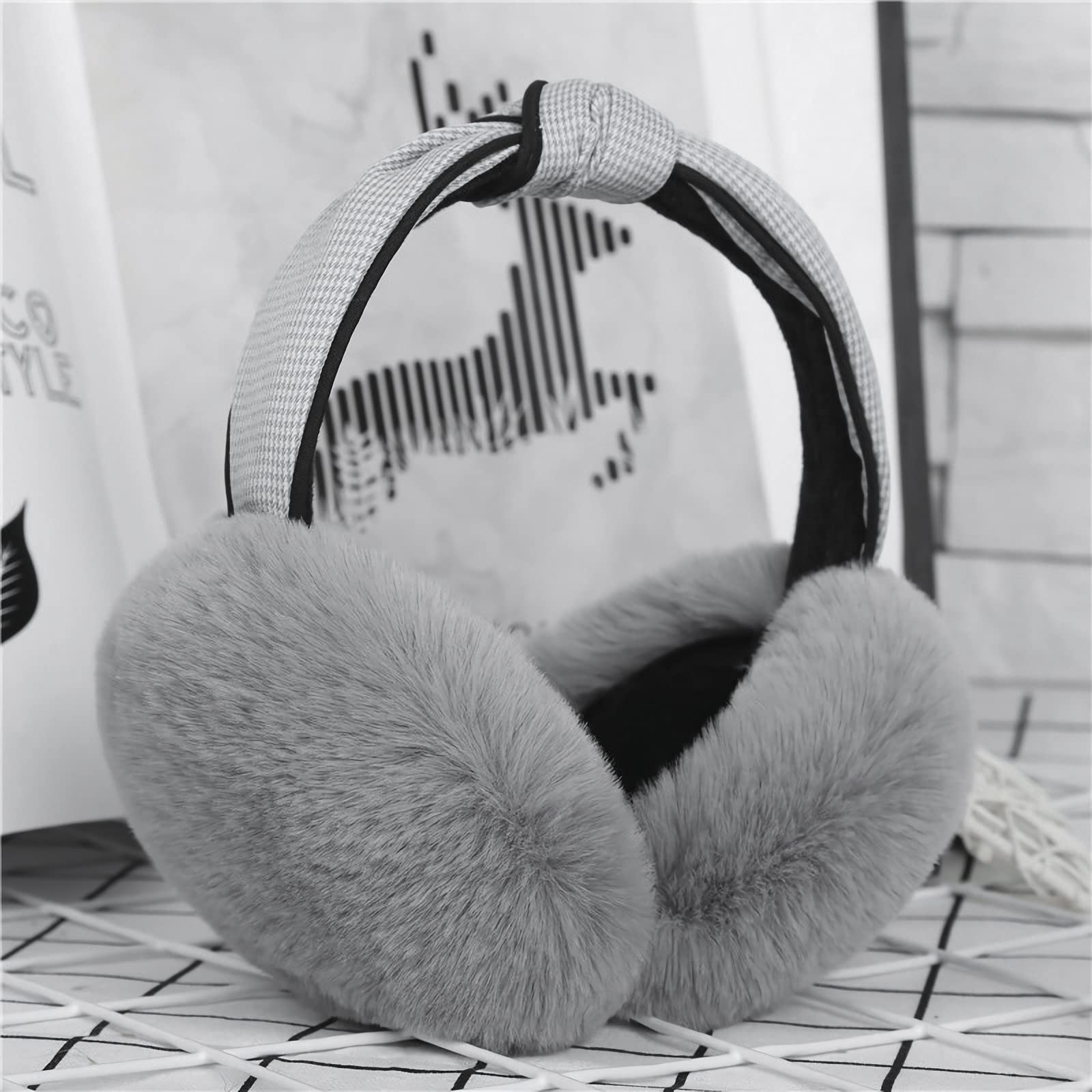 **Women's Fluffy Faux Fur Earmuffs – Winter Warm Ear Warmer, Soft Plush Adjustable & Foldable Headband for Cold Weather – Perfect for Skiing, Snowboarding & Outdoor Activities**