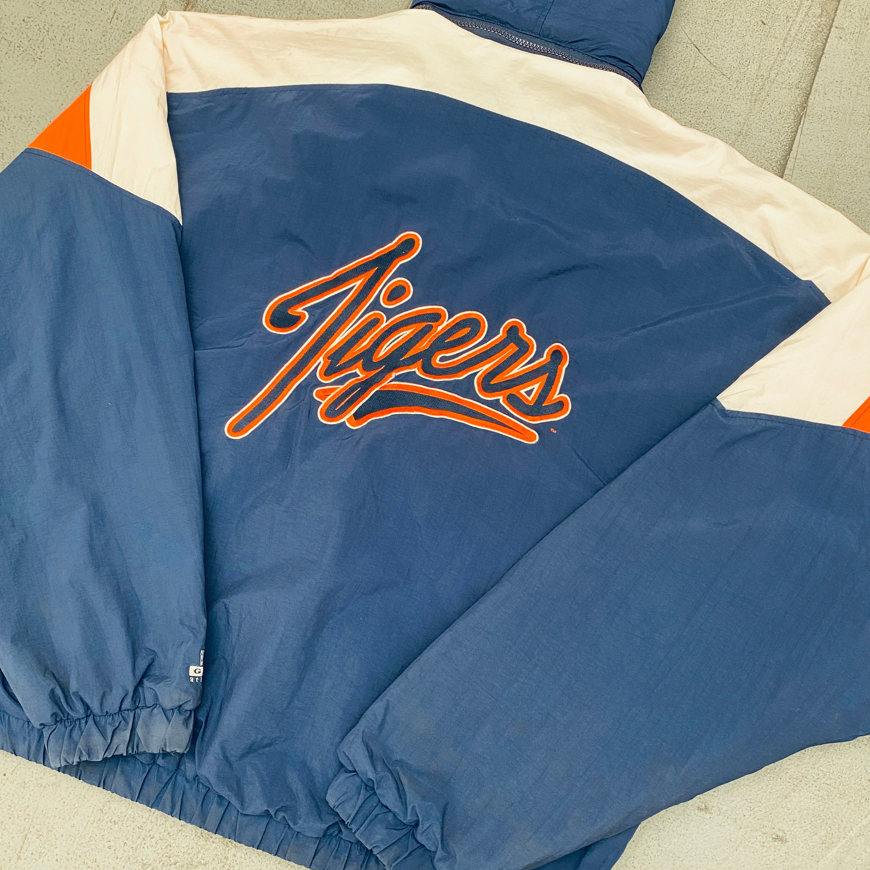 1990's Auburn Tigers 1/4 Zip Reverse Embroidered Script Spellout Jacket - Vintage College Football Pullover (L/XL) for Game Day & Alumni Events