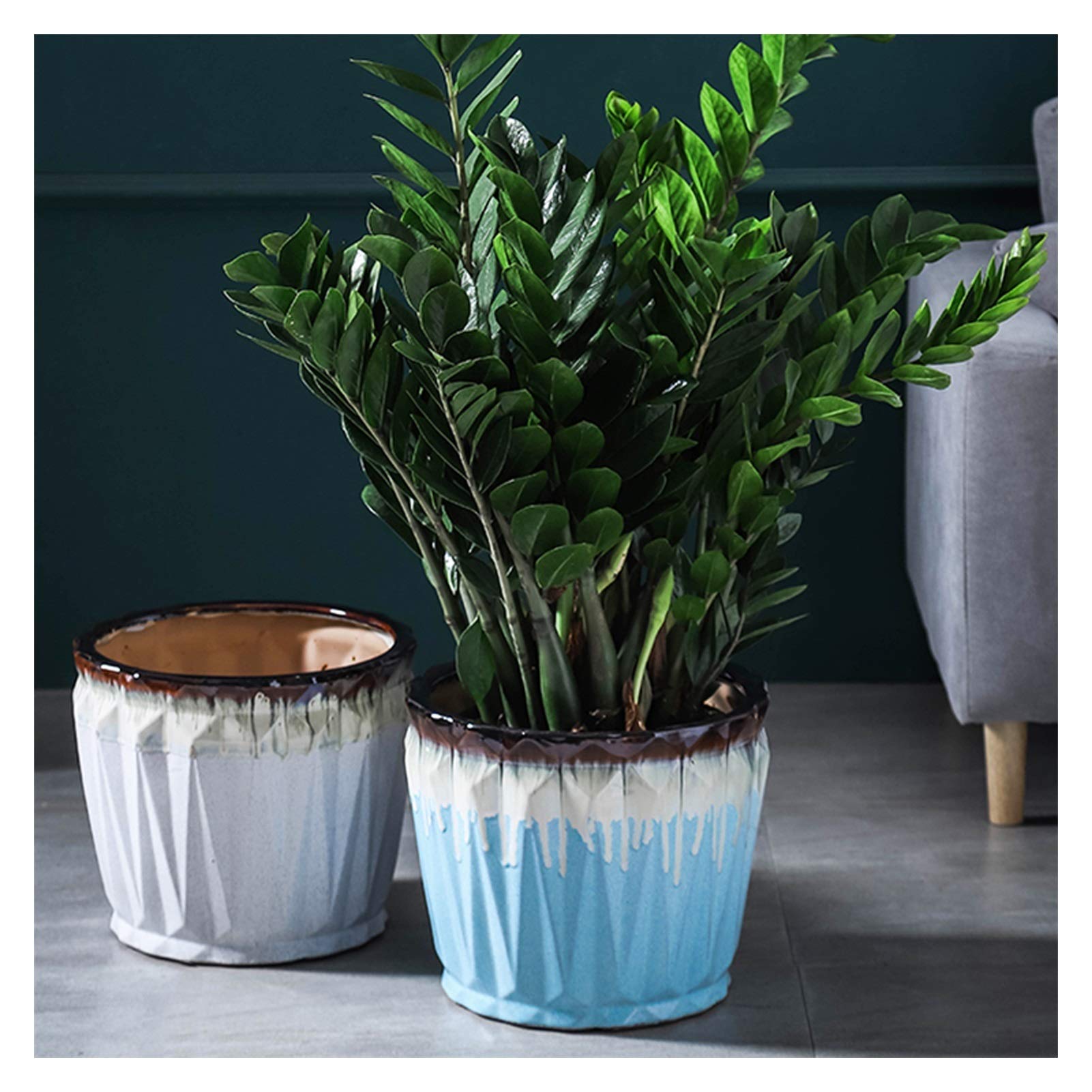 Modern Ceramic Succulent Planter Pots with Drain Hole - Round Flower Pots for All House Plants, Herbs & Flowers - Home, Office & Outdoor Decoration (Red) - Perfect for Indoor Gardening, Balcony Decor & Gift Ideas