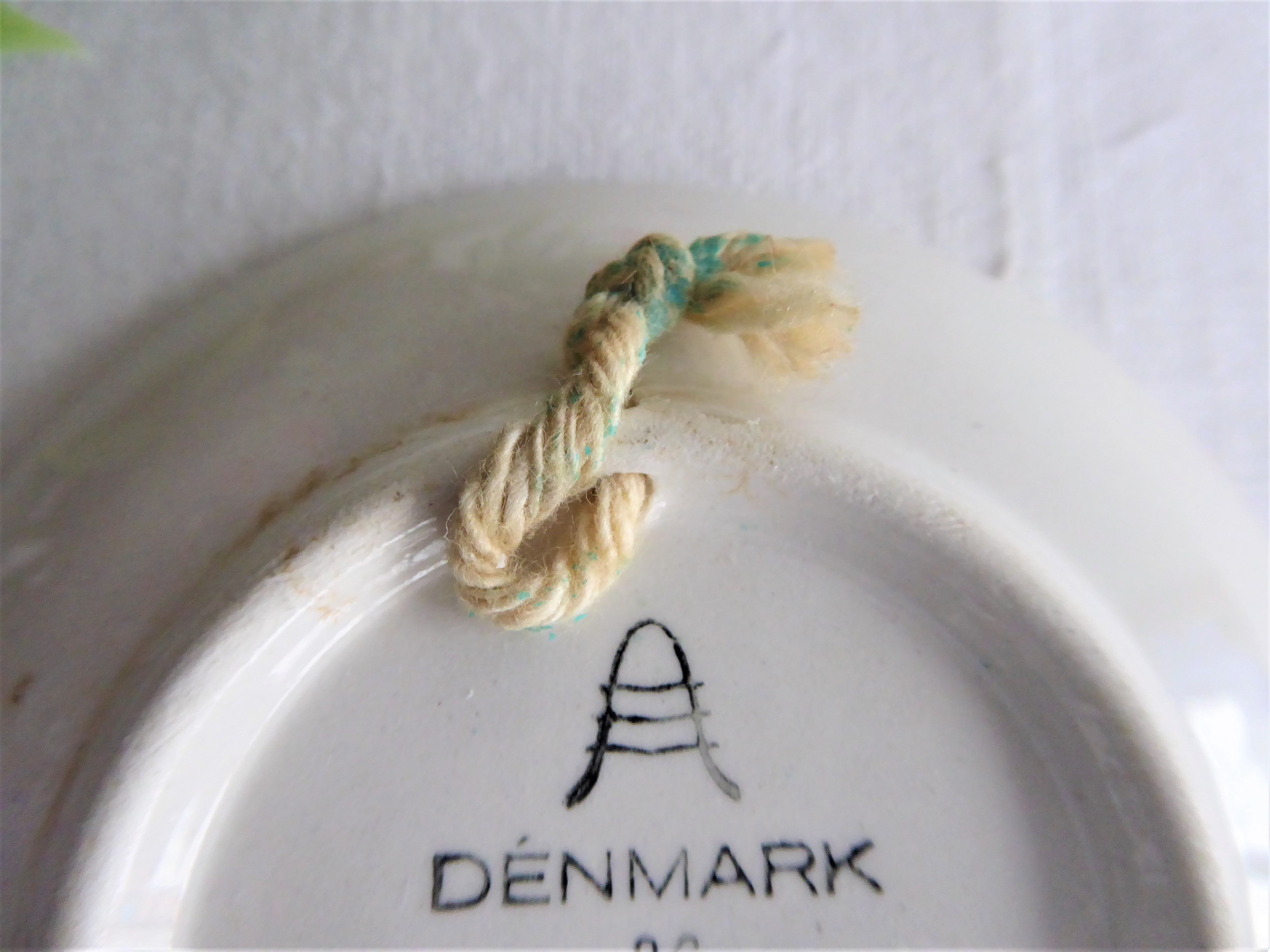Royal Copenhagen Denmark Chariot Plaquette Teabag Caddy - Elegant Porcelain Tea Bag Holder for Afternoon Tea & Home Decor