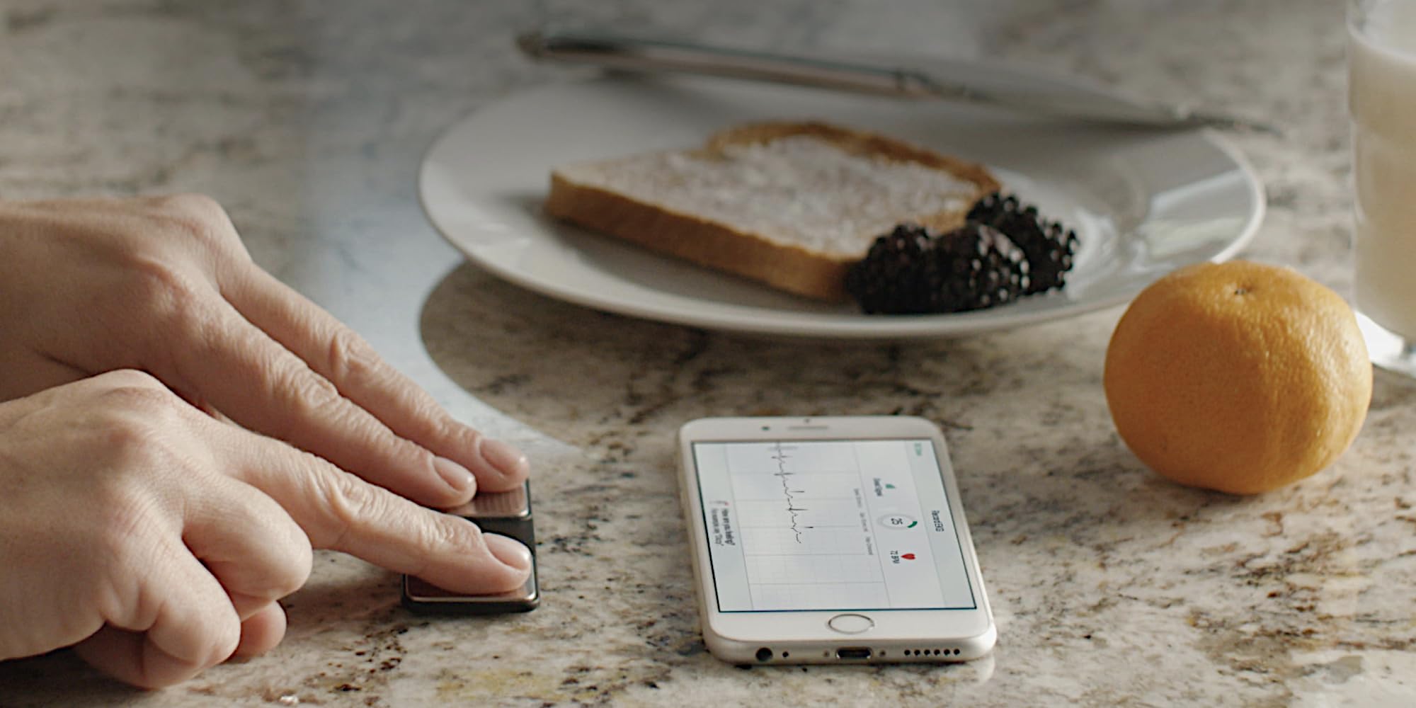 KardiaMobile 6-Lead Personal EKG Monitor – Portable Heart Rhythm Detector for AFib & Arrhythmias – 30-Second Instant Results – Compatible with Most Smartphones – FSA/HSA Eligible – Perfect for Home Health Monitoring & Travel Cardiac Care