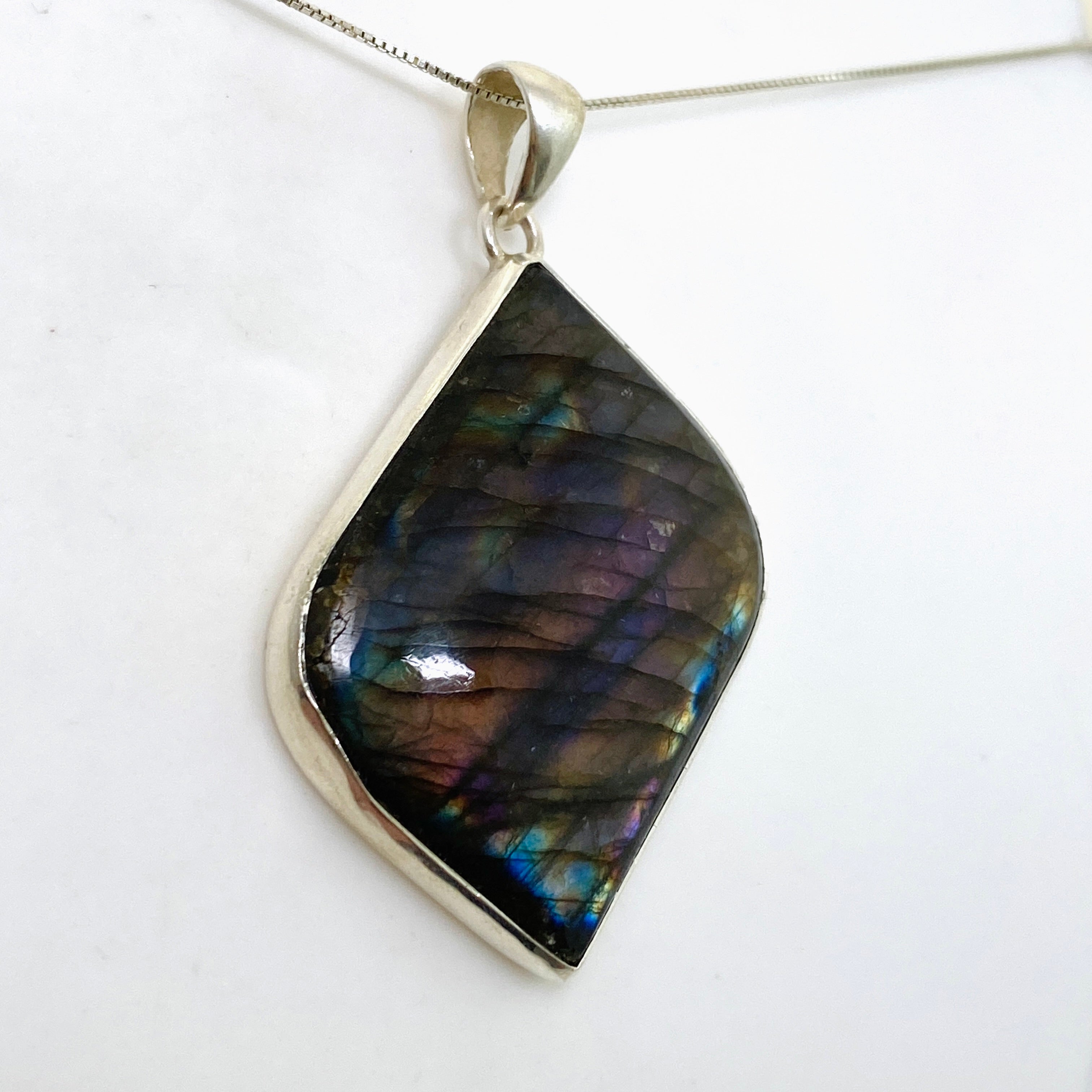 Natural Labradorite Freeform Cabochon Pendant Necklace - Unique Healing Crystal Jewelry for Women - Perfect for Meditation, Energy Work & Spiritual Gifts | KPGJ4872