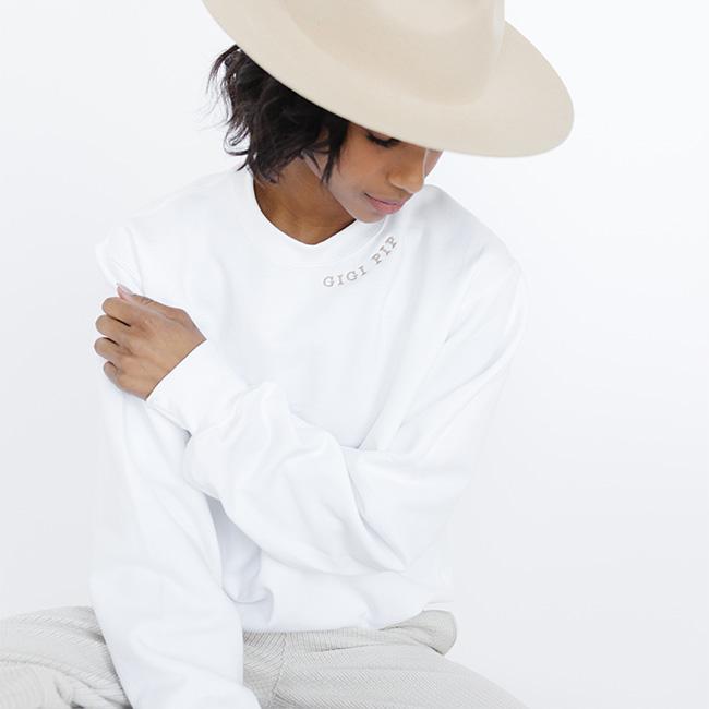 Gigi Pip Women's Cozy Sweatshirt | Soft Fleece Pullover for Casual Wear & Loungewear | Perfect for Fall & Winter Outfits