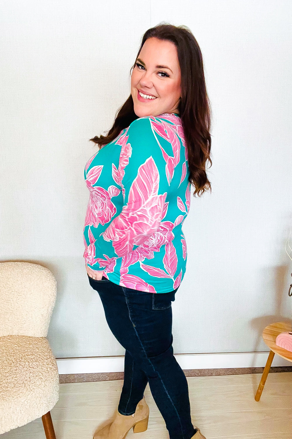 Find Love Aqua/Pink Fitted Floral Print Buttery Soft Knit Top | Women's Stretchy Comfortable Blouse for Casual Wear & Date Nights