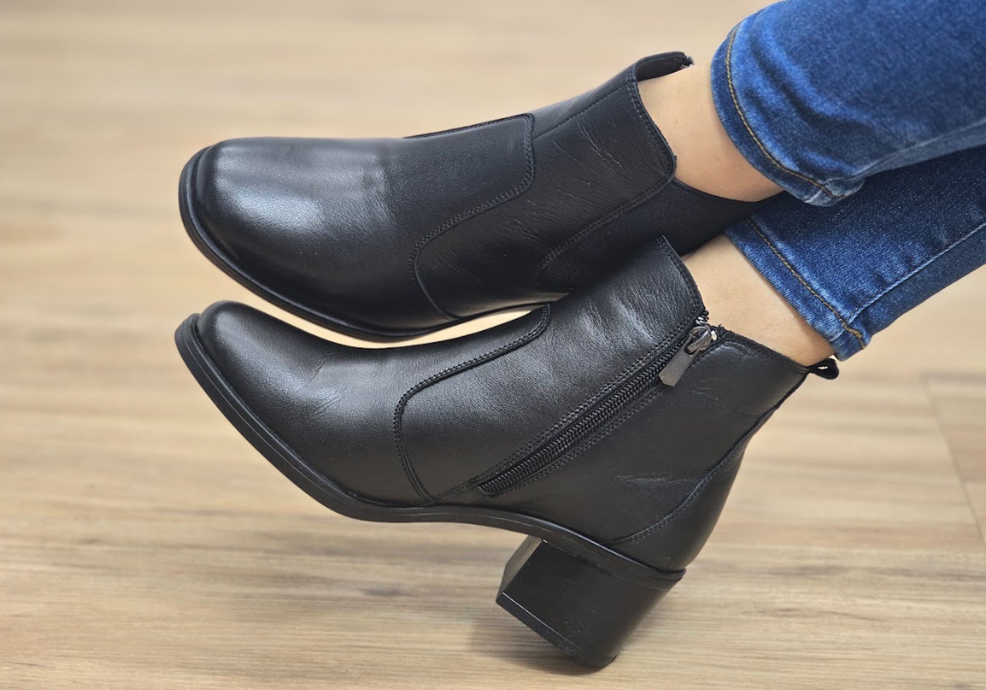 Orizonte Velmer Women's European Comfortable Leather Ankle Boots - Stylish & Soft for Walking, Work & Casual Outfits