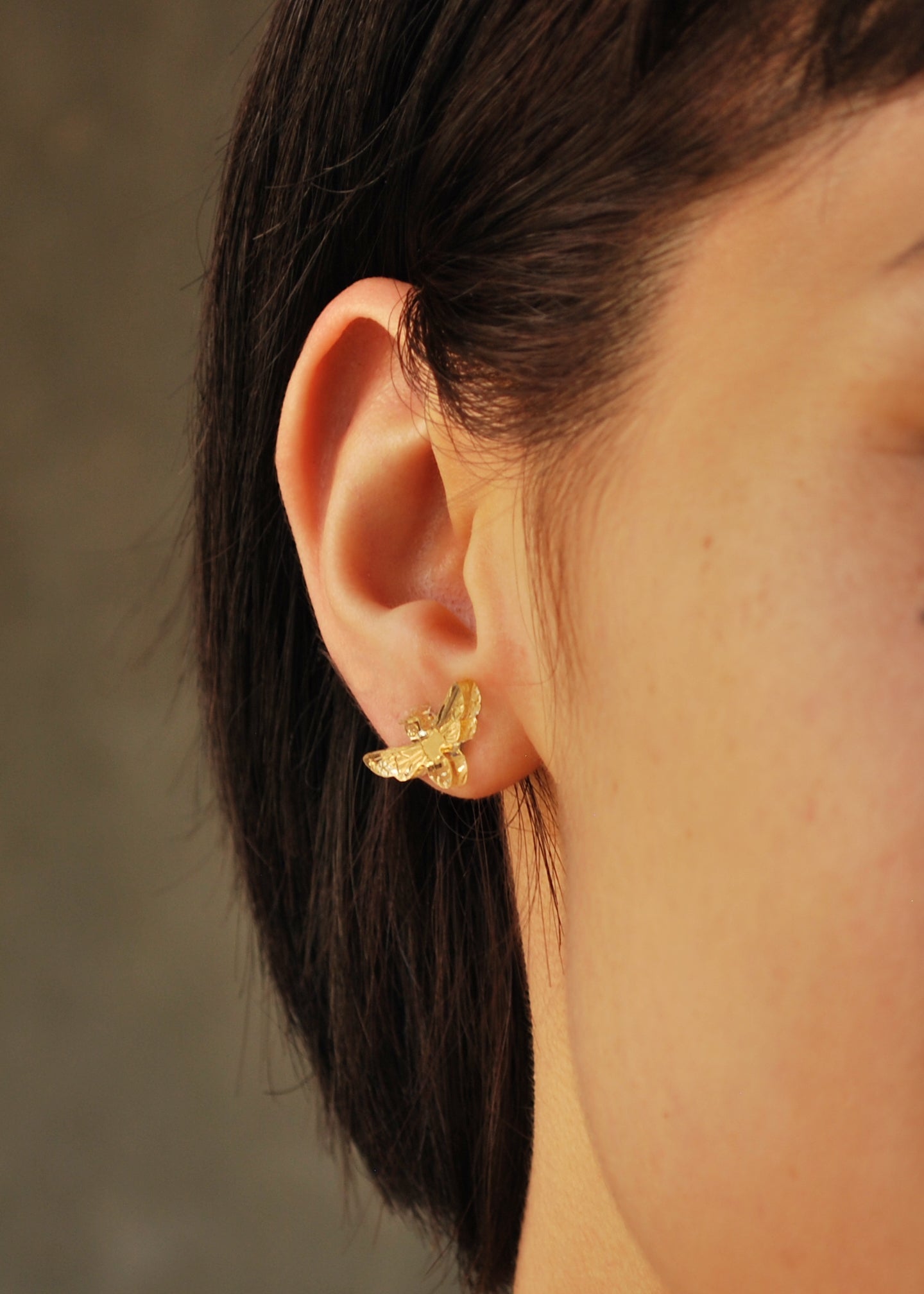 Elegant Bee Earrings in Mirror Gold - Perfect for Women's Jewelry, Gifts, and Everyday Wear | Fashion Accessories for Spring & Summer Outfits