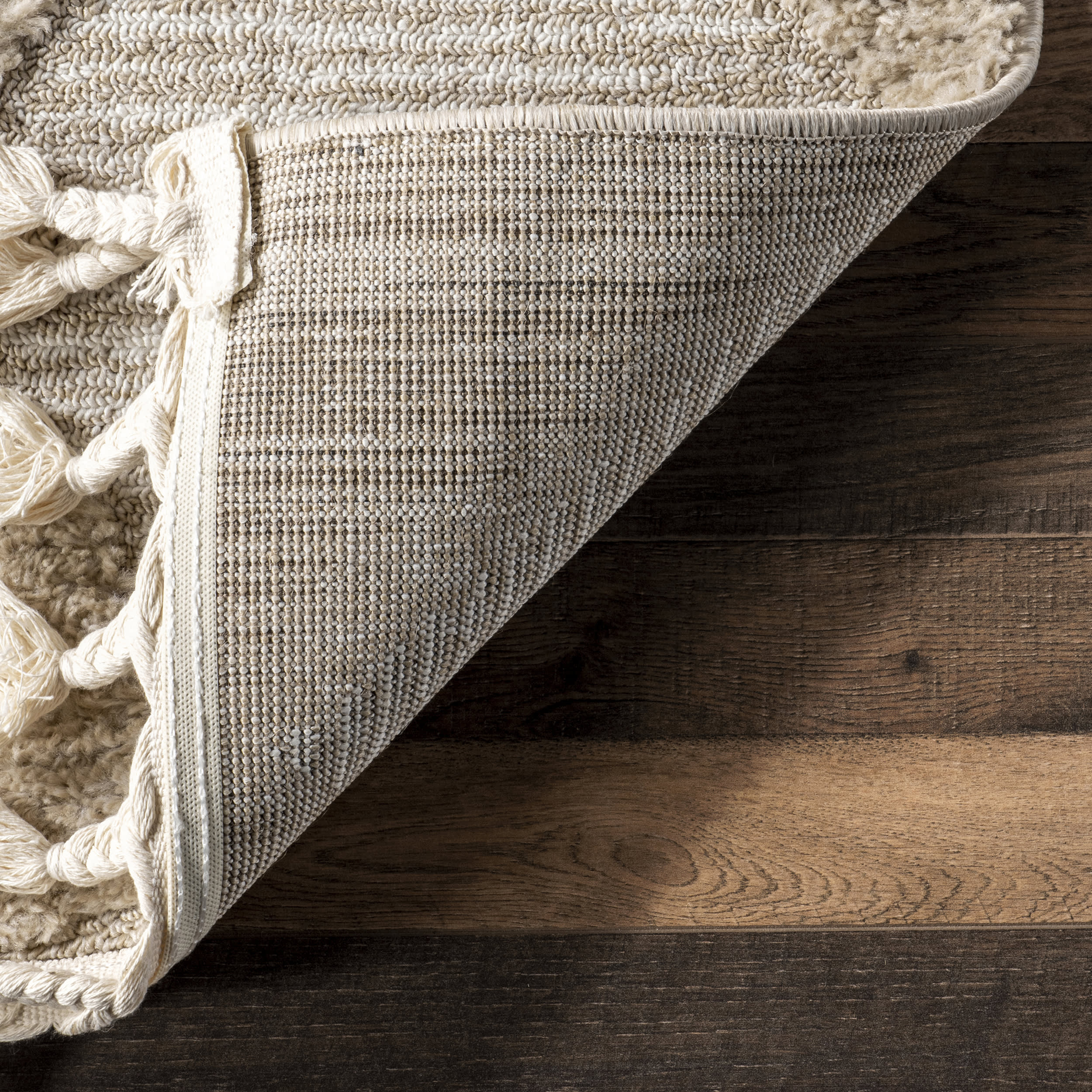 Luxury Aylin Diamond Tasseled Area Rug in Soft Beige - Perfect for Living Room, Bedroom, or Office Decor